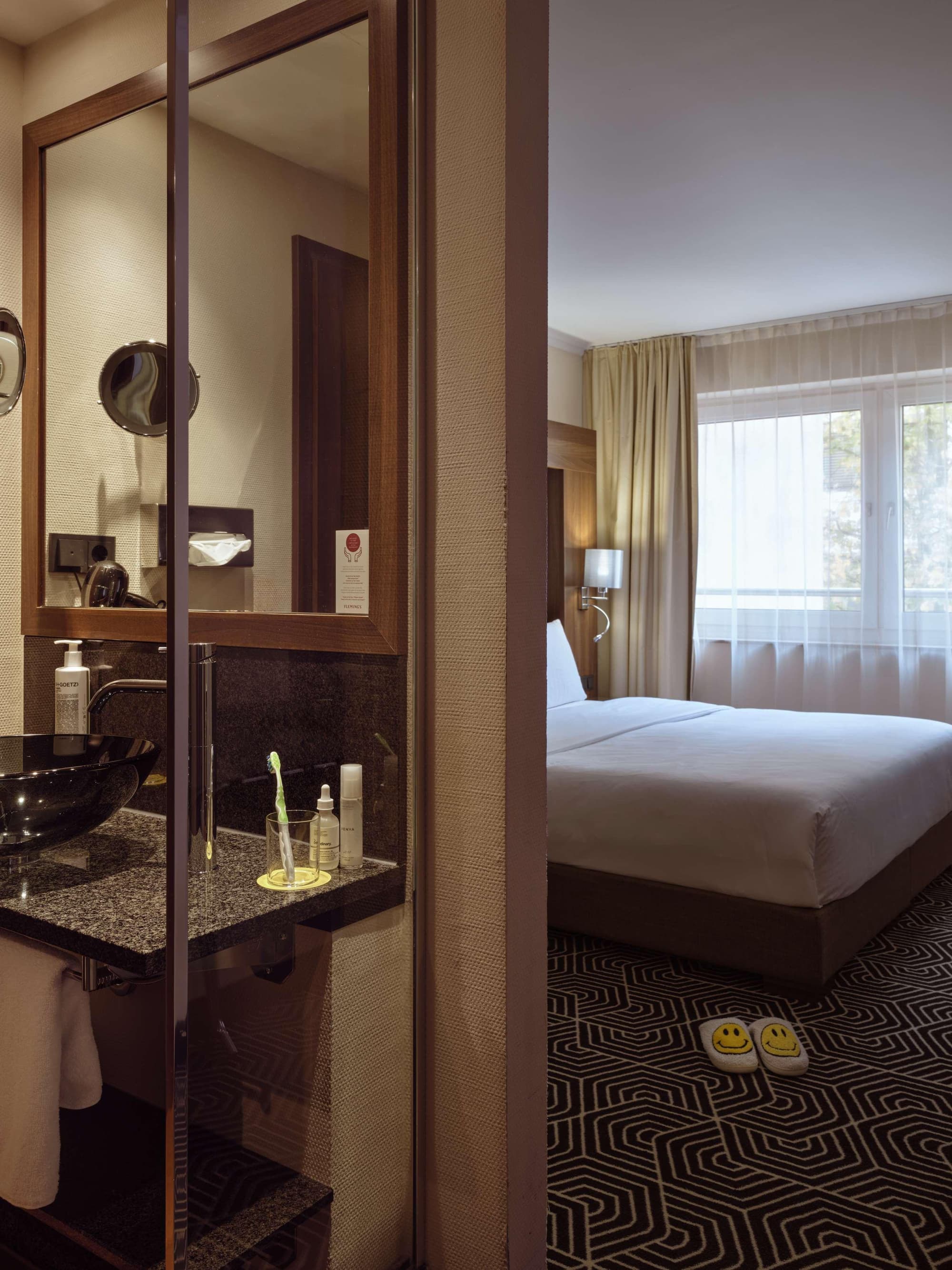 Flemings Hotel Frankfurt Main-Riverside, Room