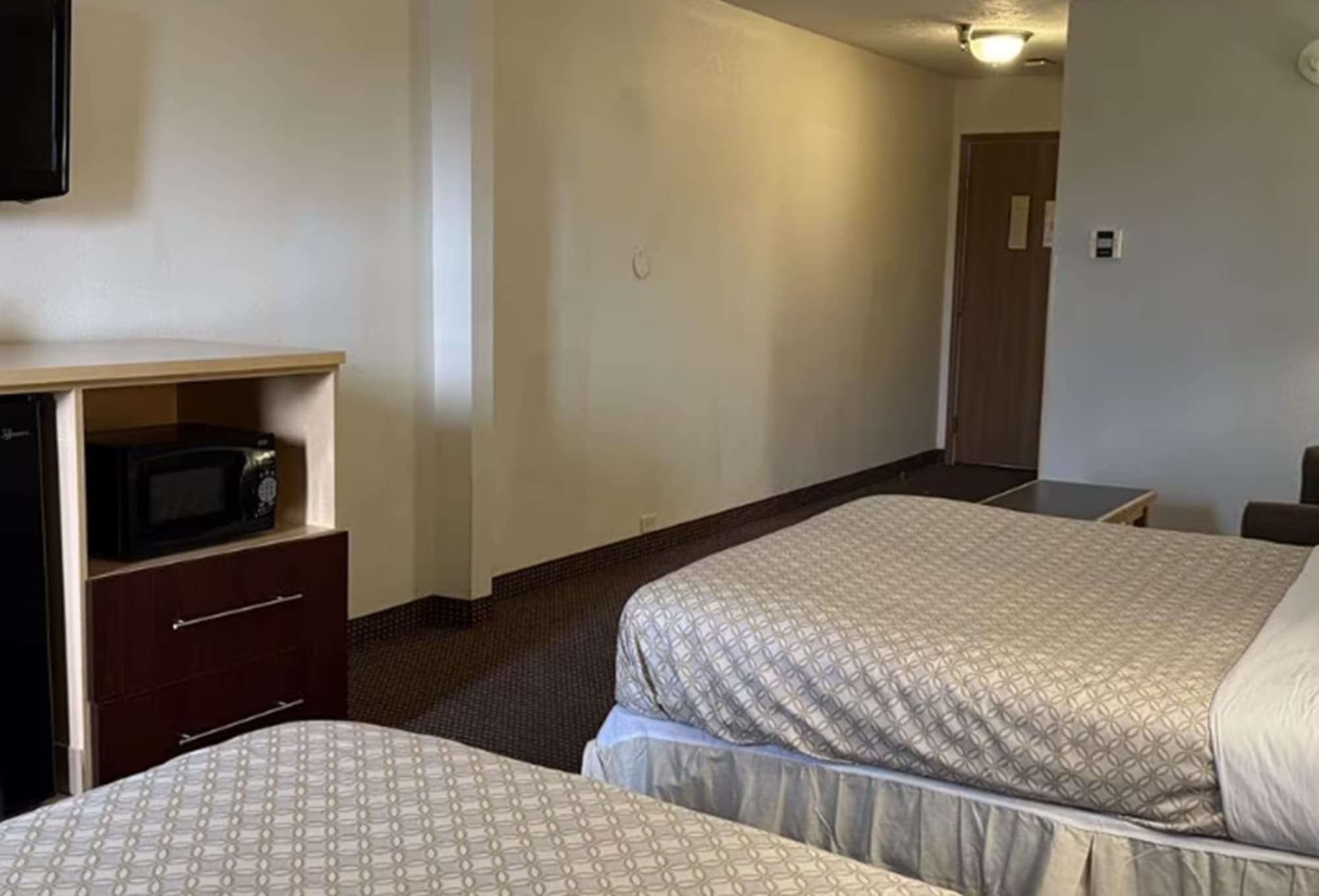 Surestay Best Western Obetz Rickenbacker Airport, Room