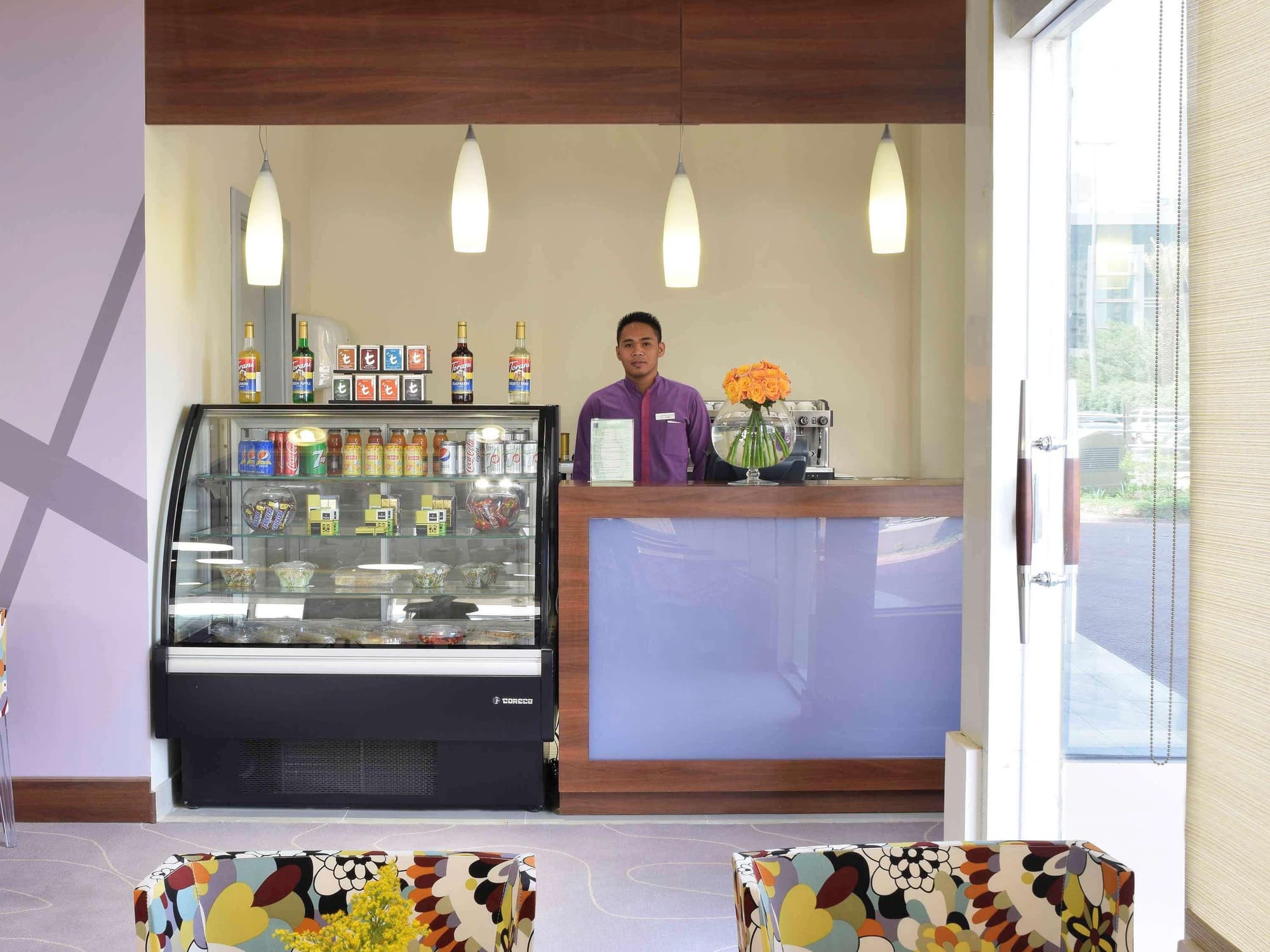 Novotel Suites Riyadh Dyar, Restaurant