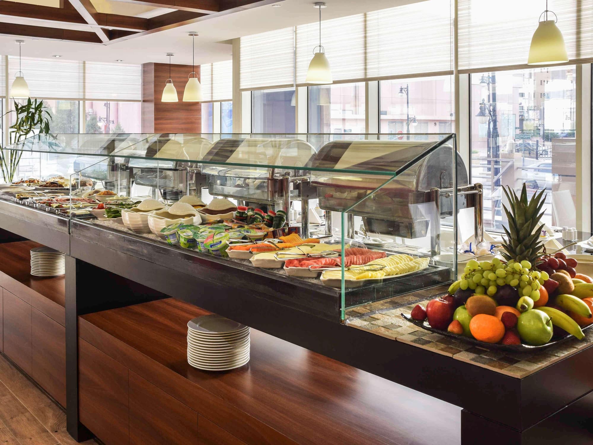 Novotel Suites Riyadh Dyar, Restaurant