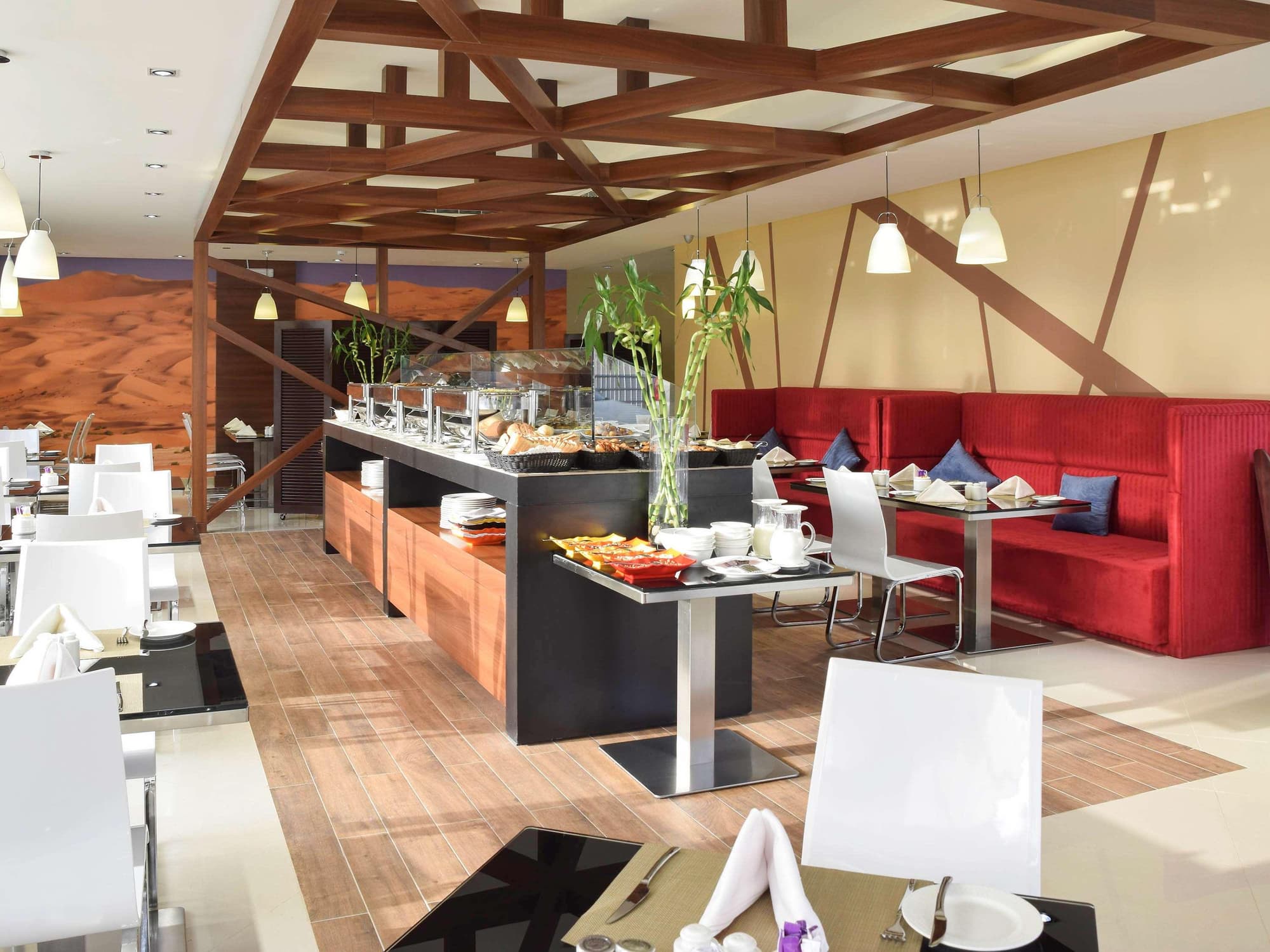 Novotel Suites Riyadh Dyar, Restaurant