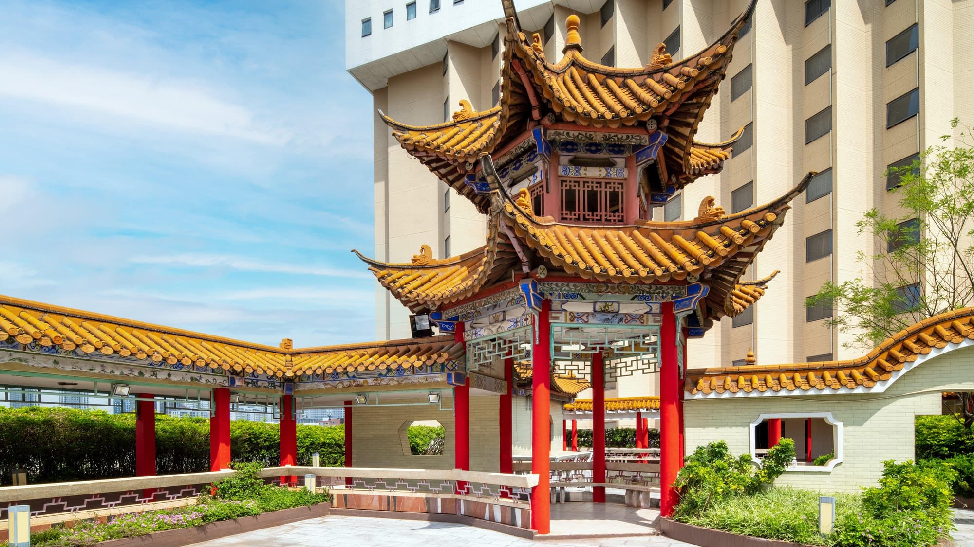 Holiday Inn Kunming City Centre, General view