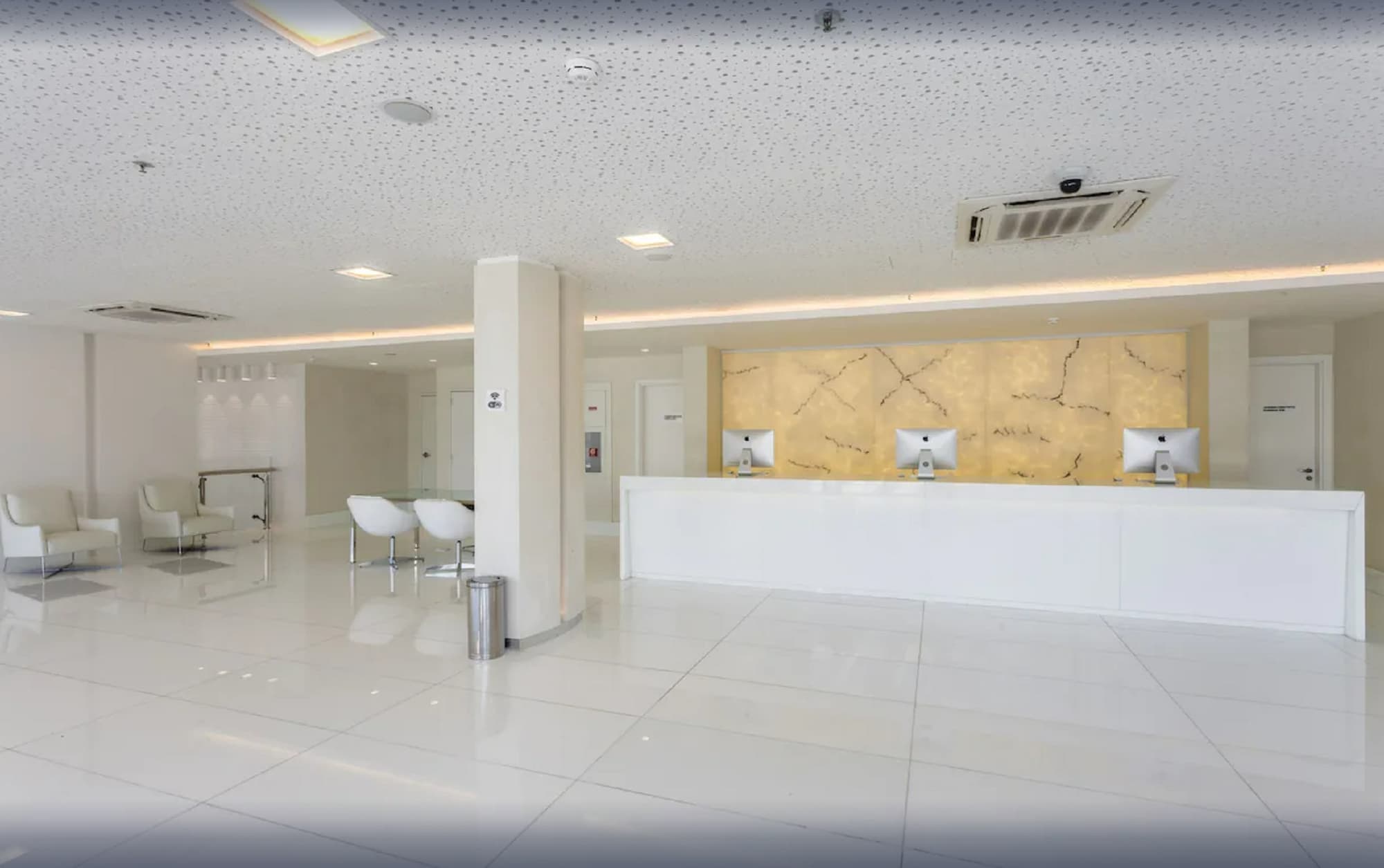 CDesign Hotel, Lobby