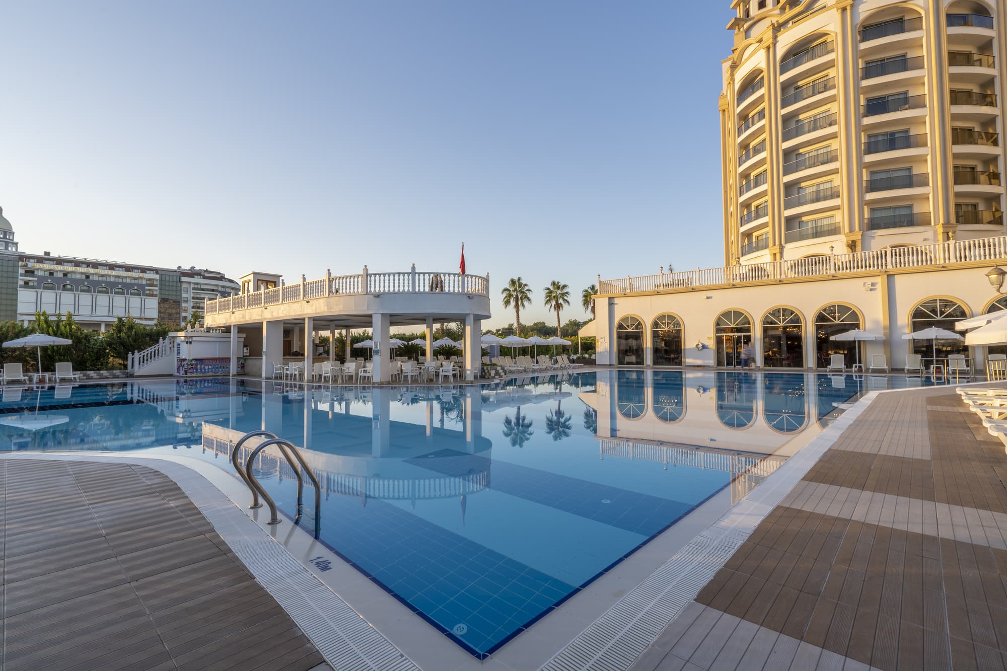 J'Adore Deluxe Hotel & Spa, Pool