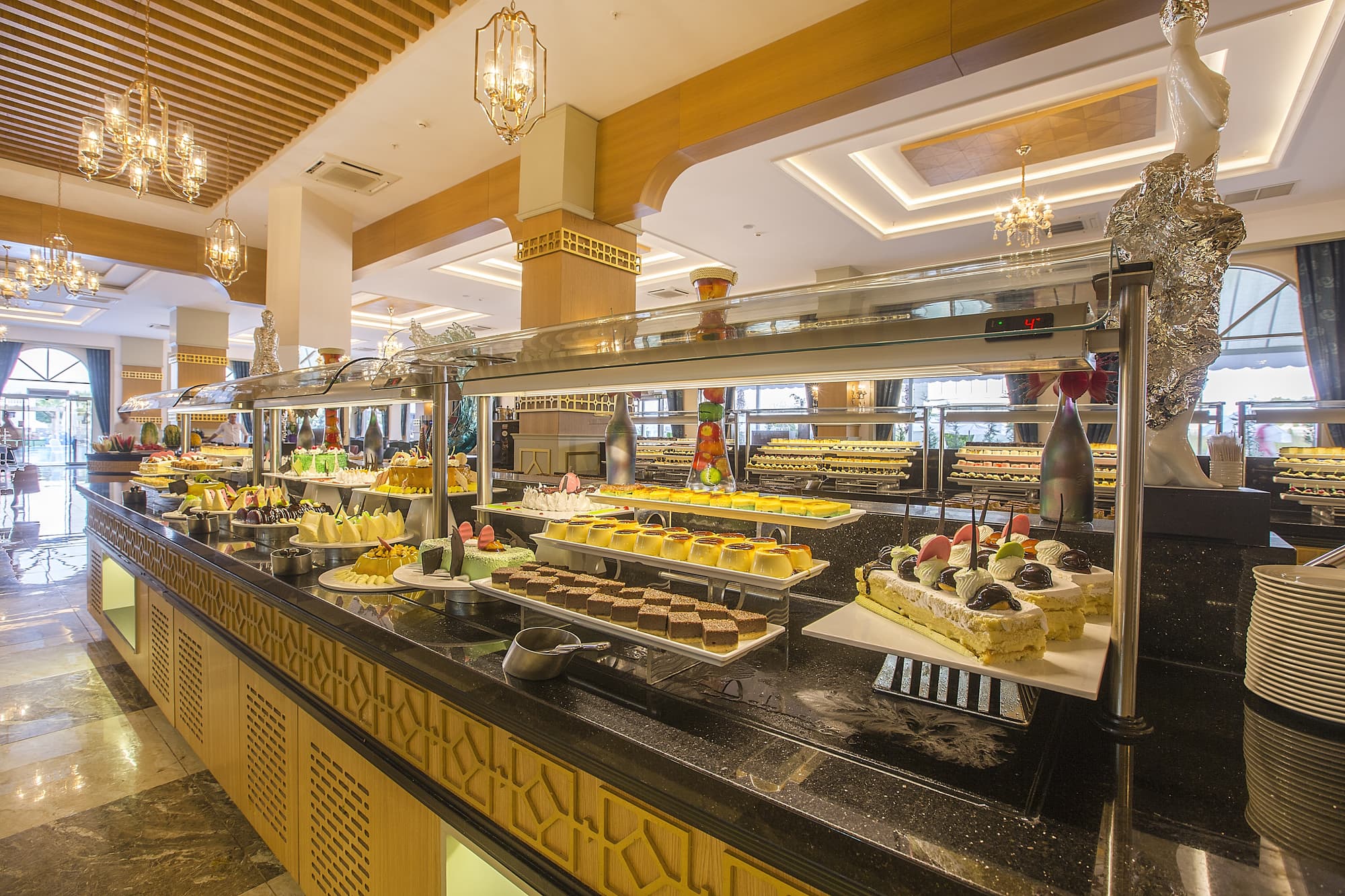 J'Adore Deluxe Hotel & Spa, Restaurant