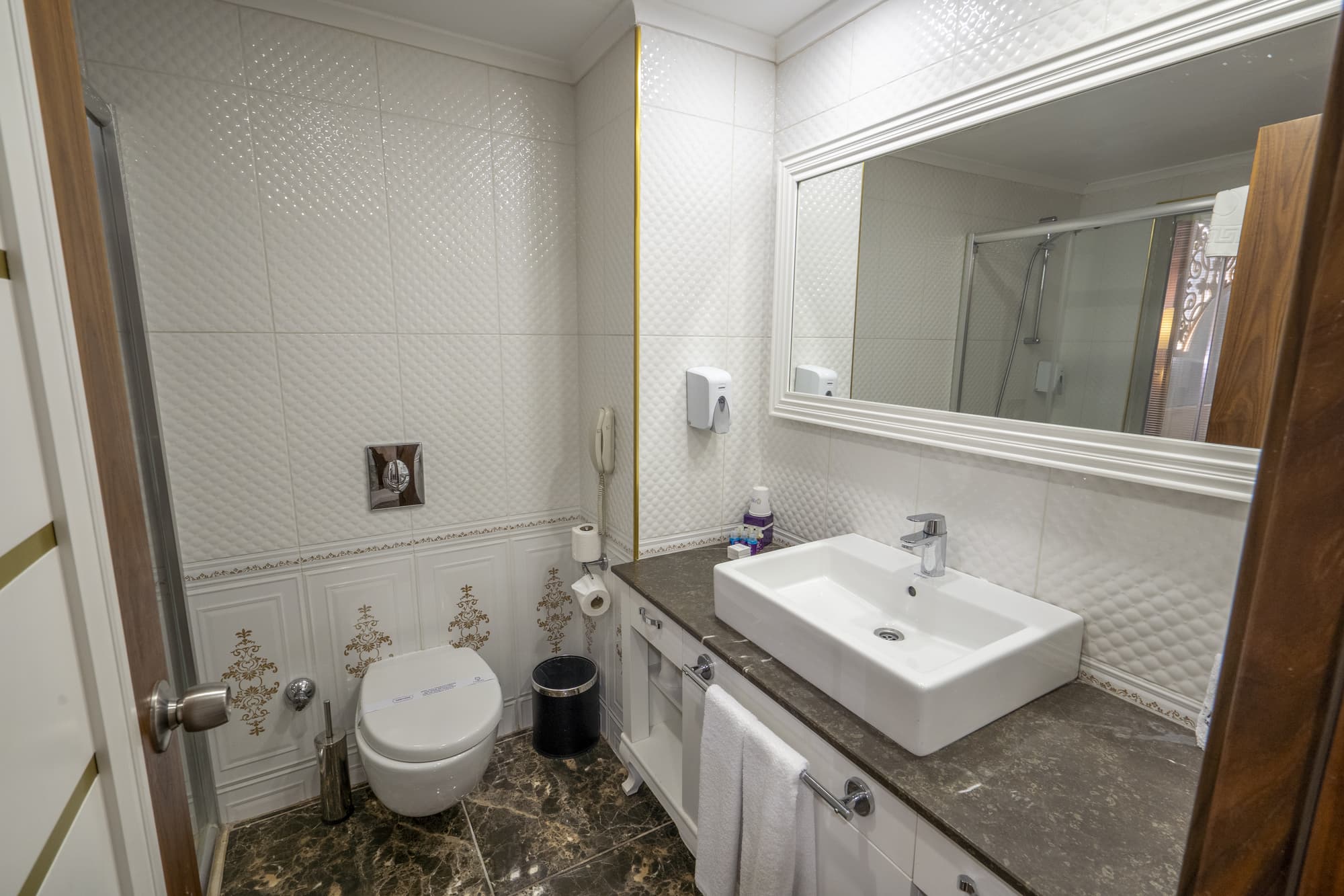 J'Adore Deluxe Hotel & Spa, Room