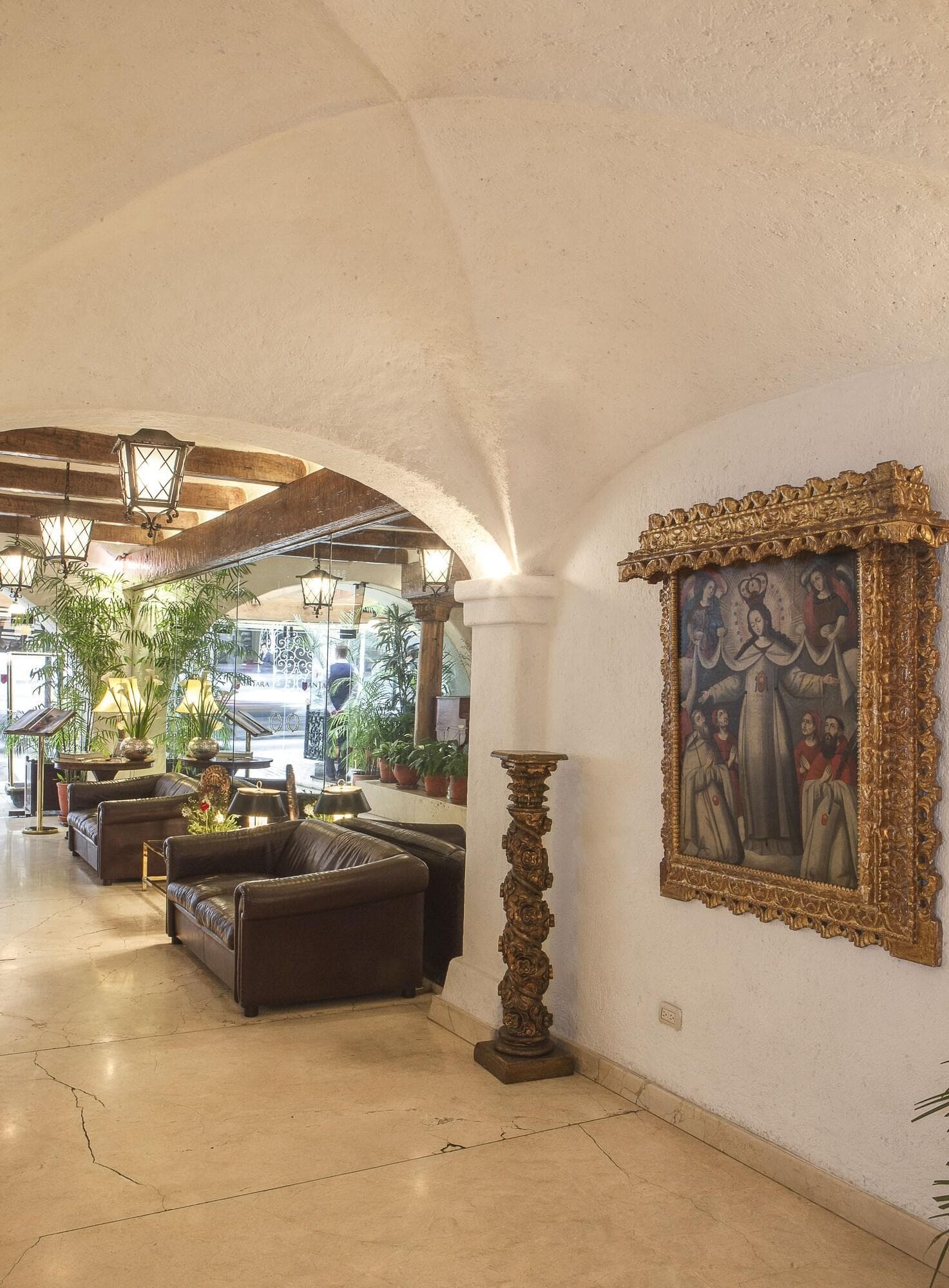 Antara Hotel & Suites - Miraflores, Lobby