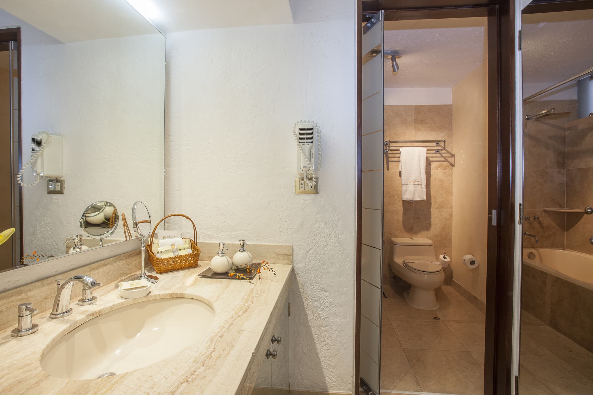 Antara Hotel & Suites - Miraflores, Room