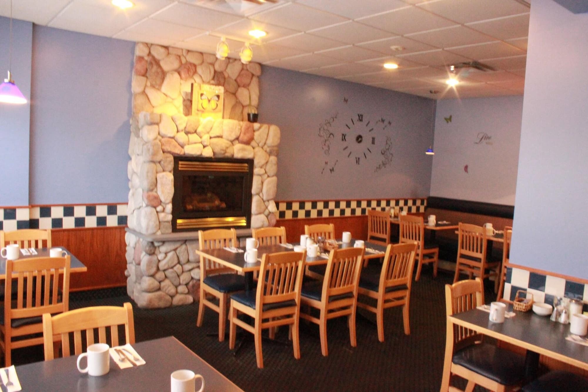 Econo Lodge Prince George, Restaurant