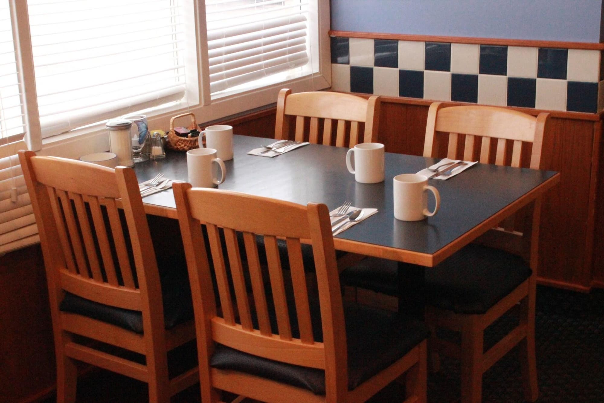 Econo Lodge Prince George, Restaurant