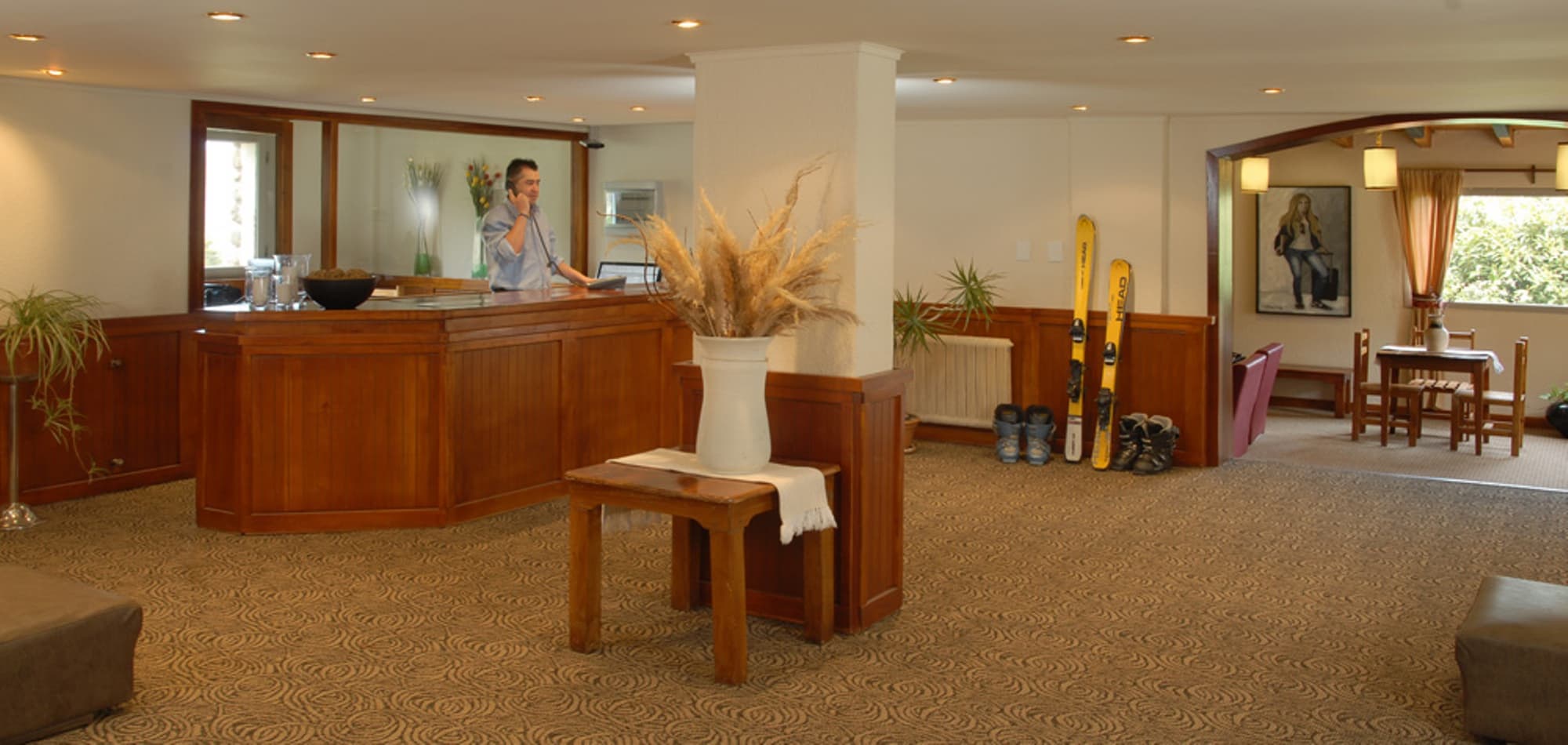 Soft Catedral, Lobby