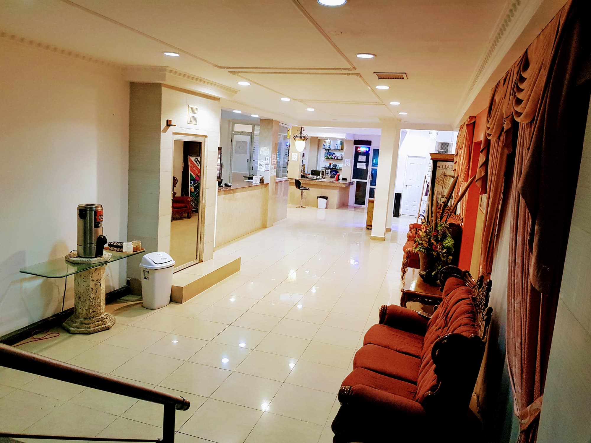 Meryland, Lobby