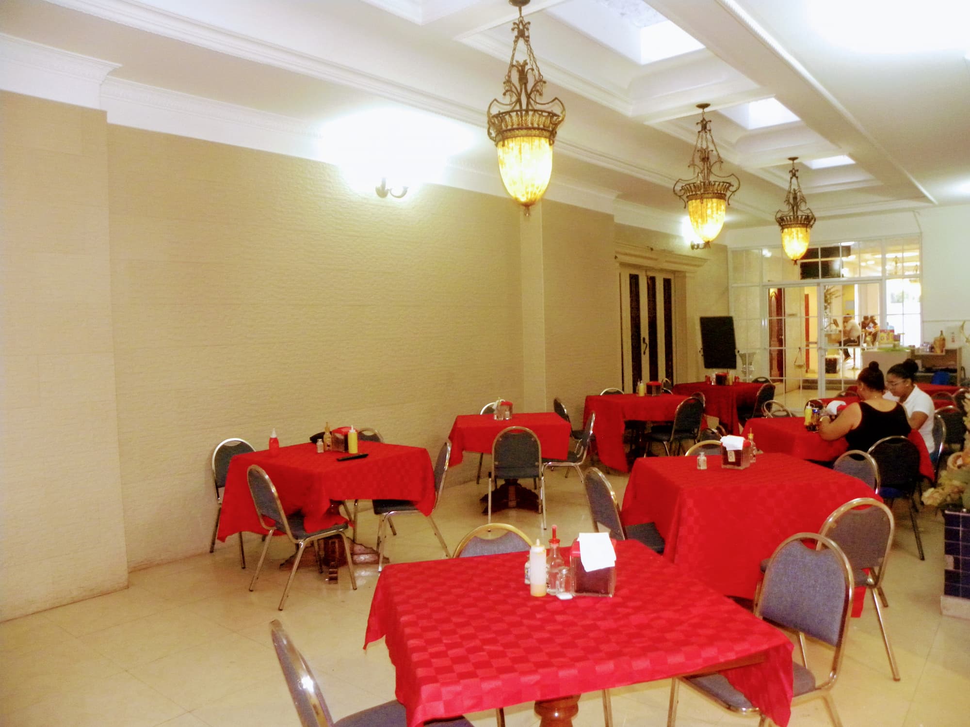 Meryland, Restaurant