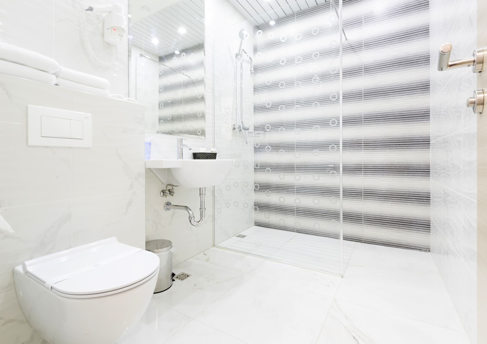 Five Points Square - City Center, Room