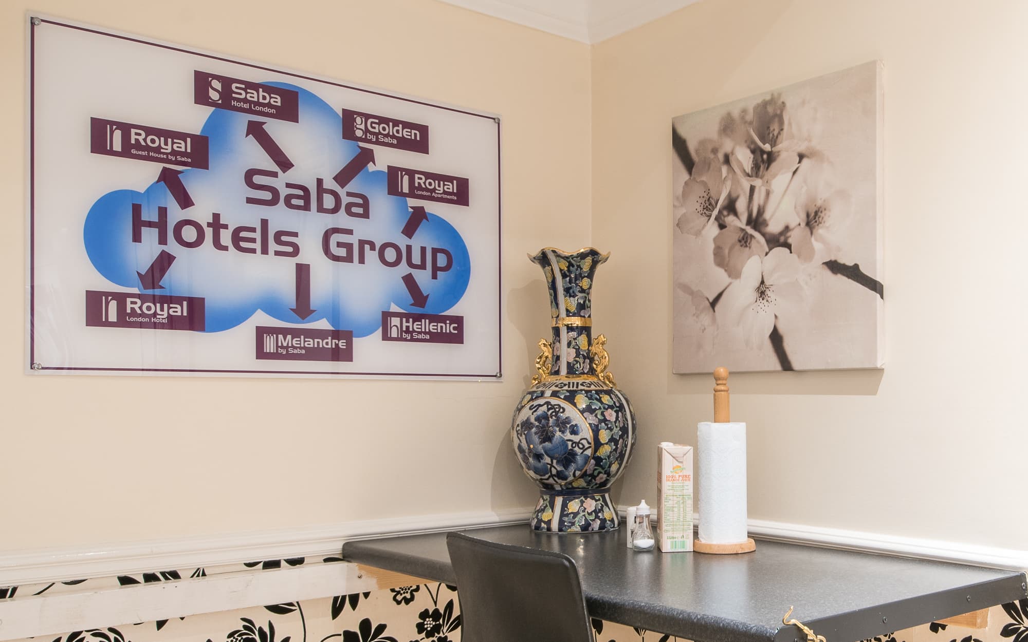 Saba Hotel London, Lobby