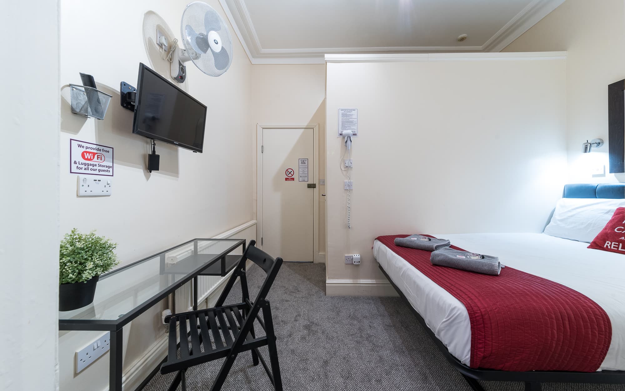 Saba Hotel London, Room