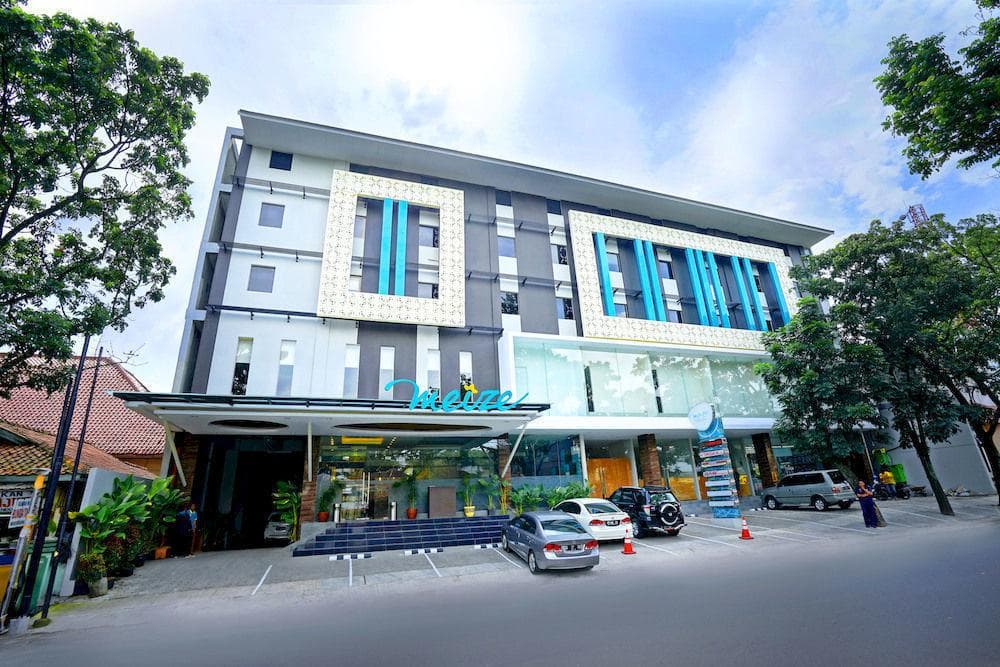 Meize Hotel Bandung, General view