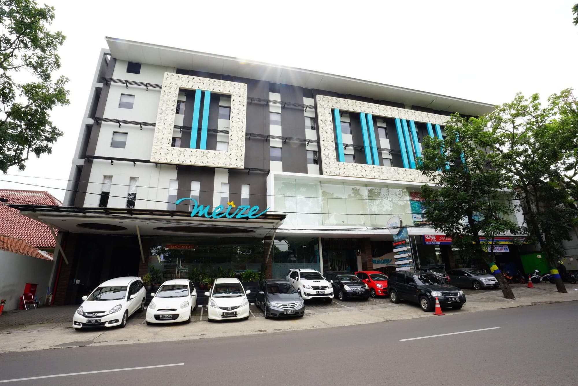 Meize Hotel Bandung, General view