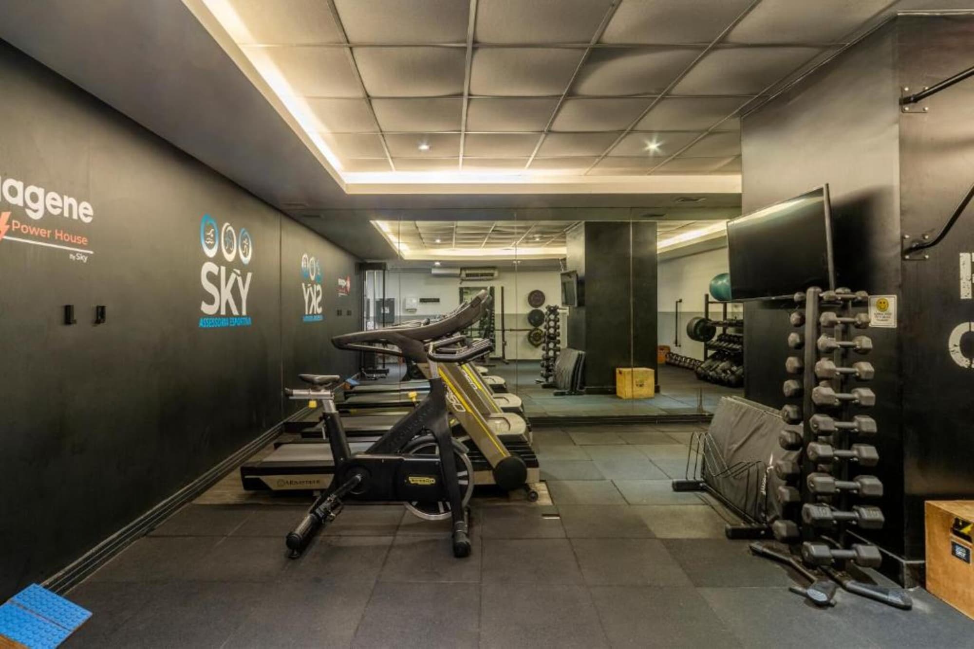 Laghetto Stilo Barra, Sports and Entertainment