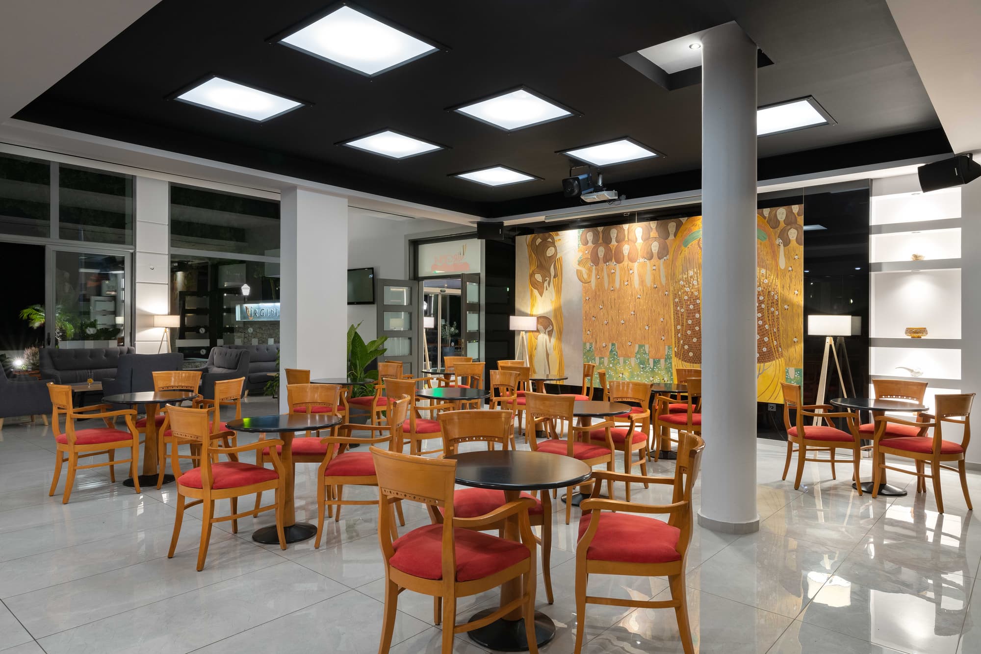 Virginia Family Resort, Bar