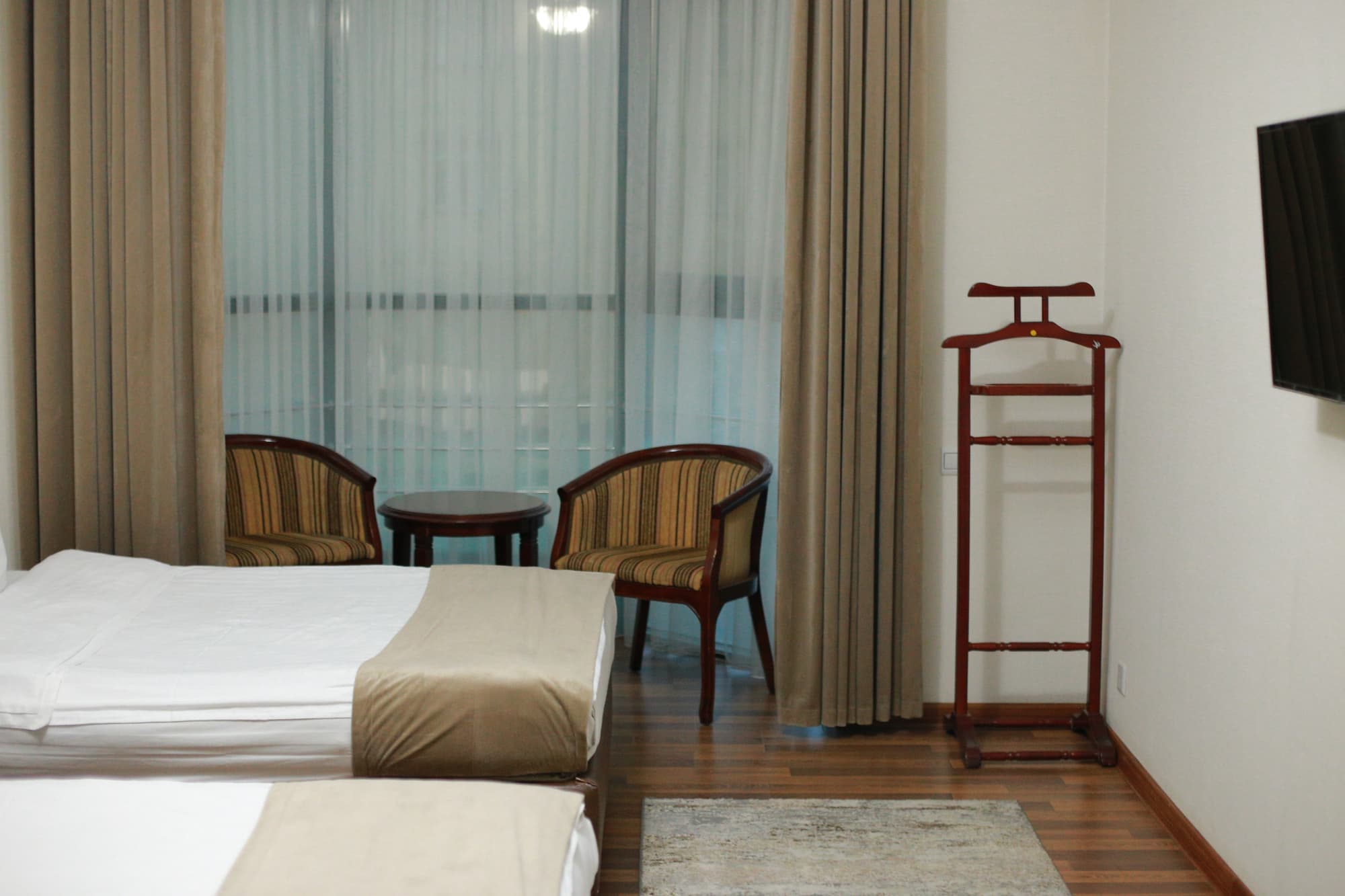 Asia Grand Hotel, Room