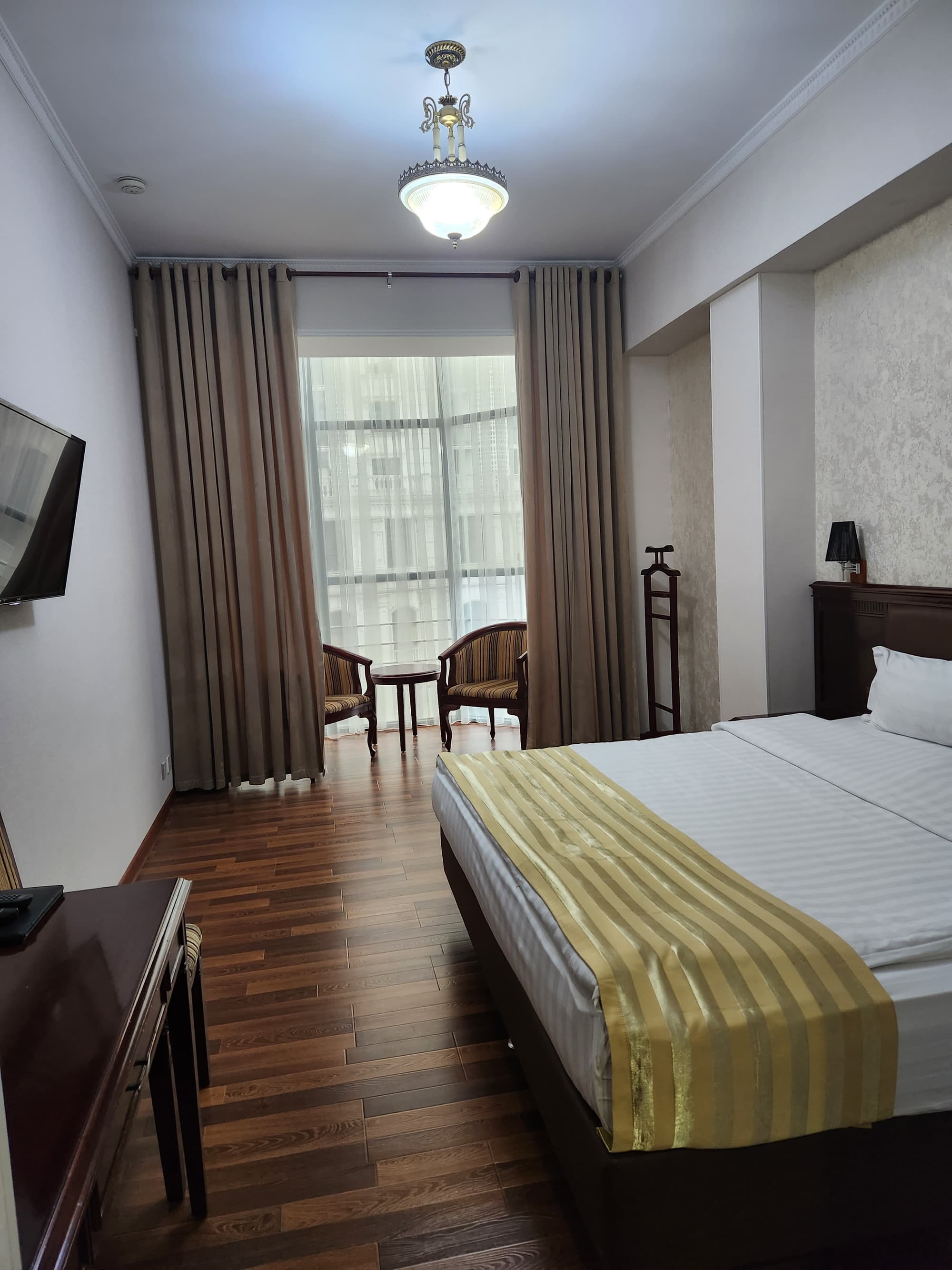 Asia Grand Hotel, Room