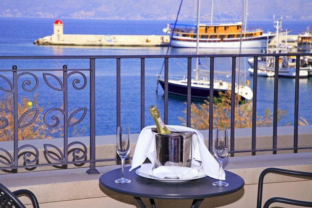 Lipa Hotel, General view