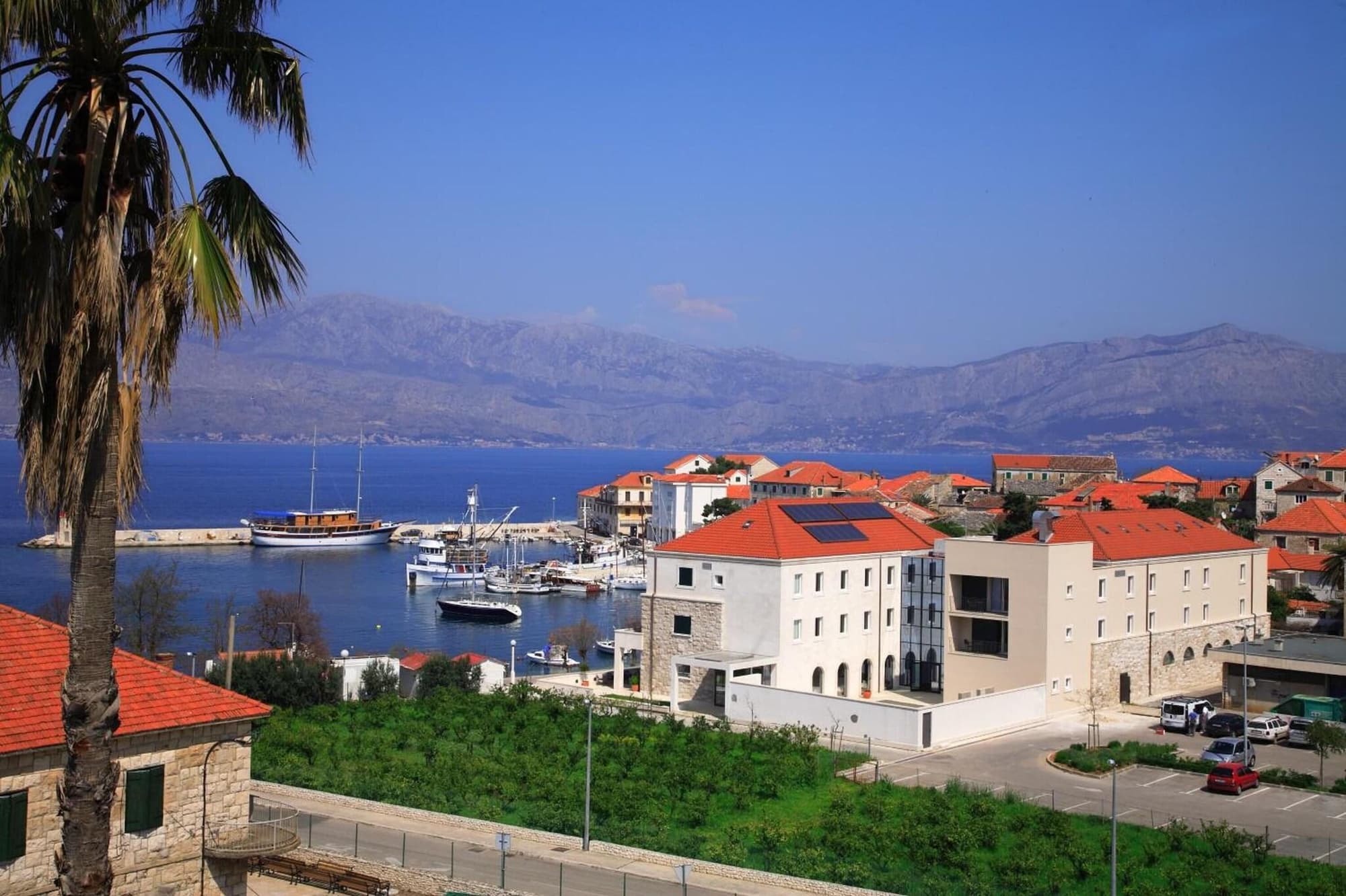 Lipa Hotel, General view