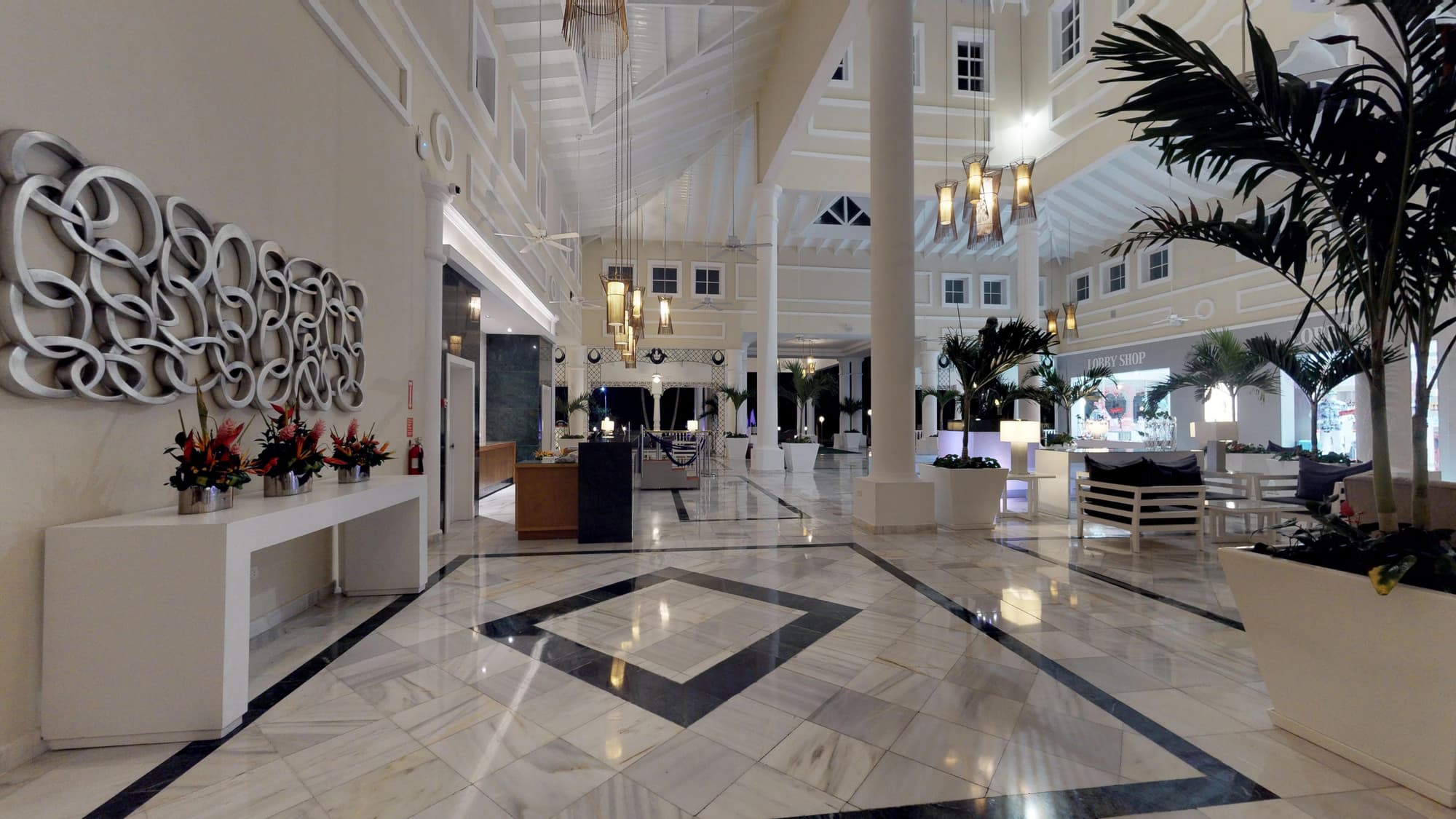 Bahia Principe Fantasia Punta Cana All Inclusive, Vestíbulo