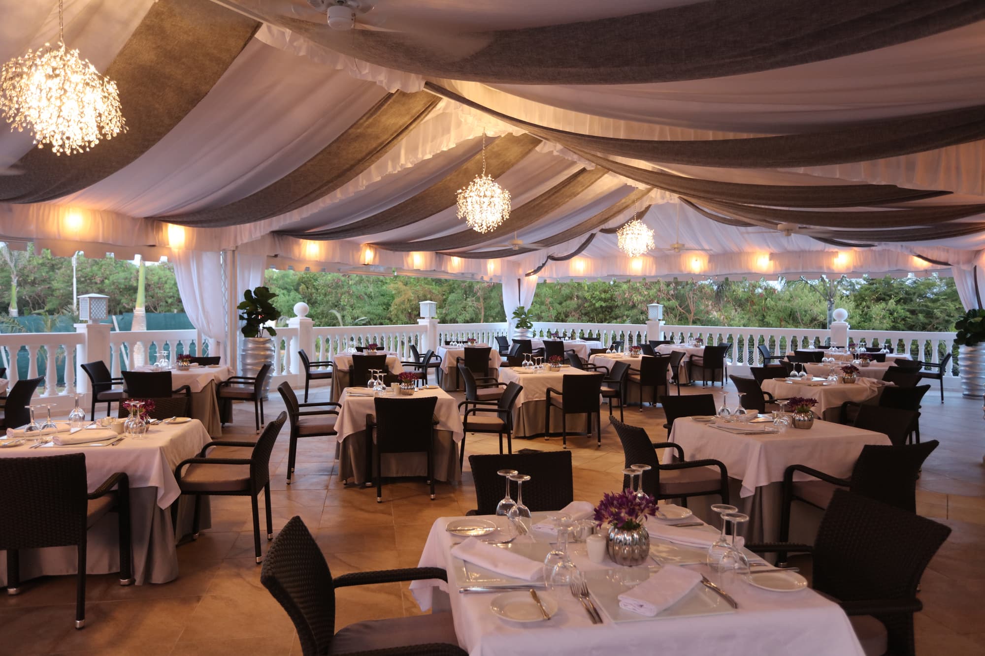 Bahia Principe Fantasia Punta Cana All Inclusive, Restaurante