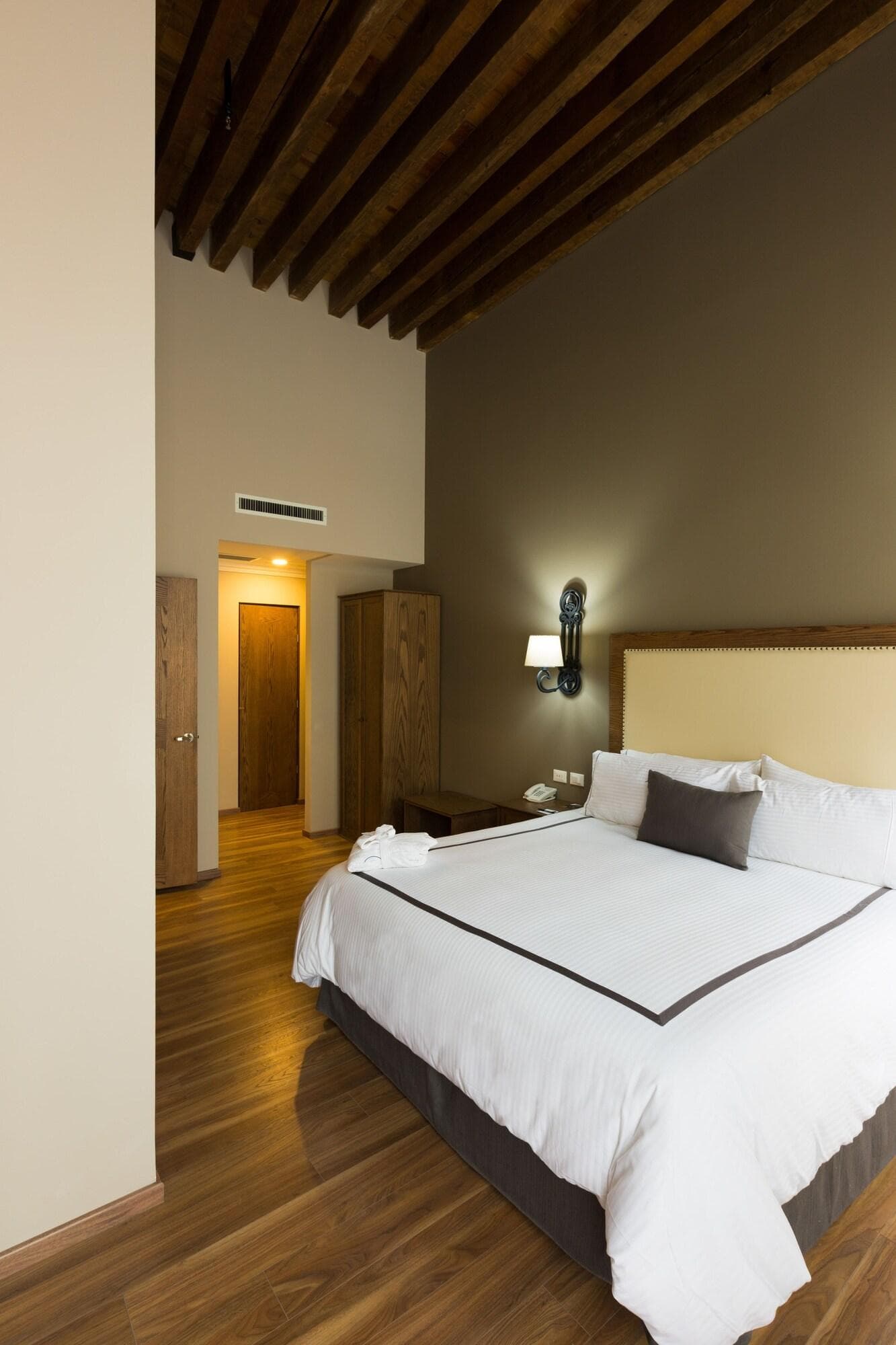 Historico Central, Food & Beverages, Room