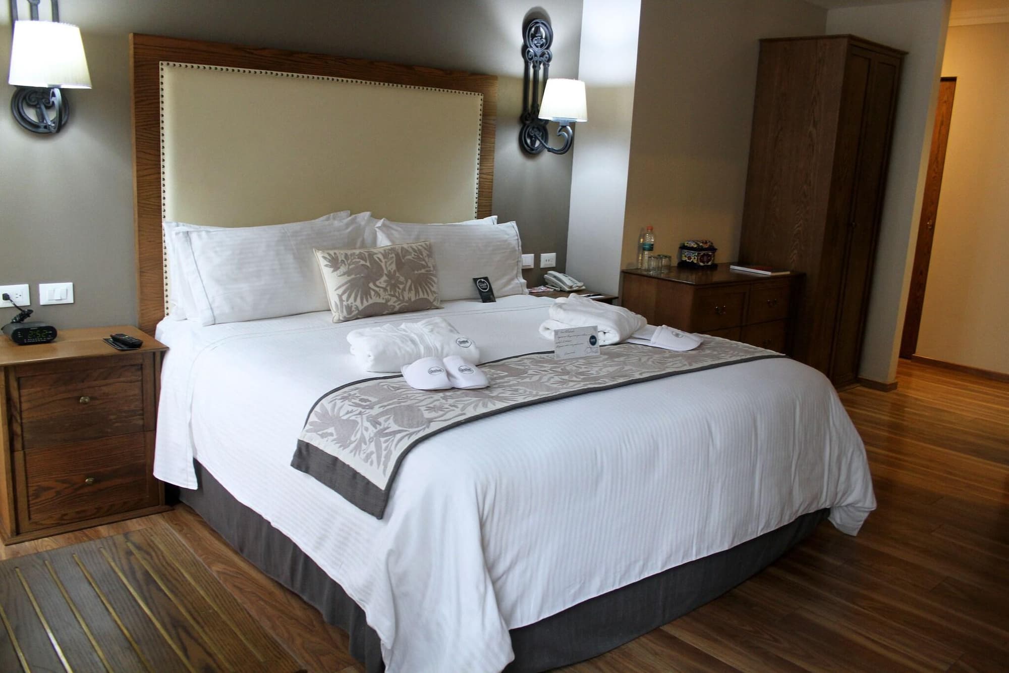 Historico Central, Food & Beverages, Room