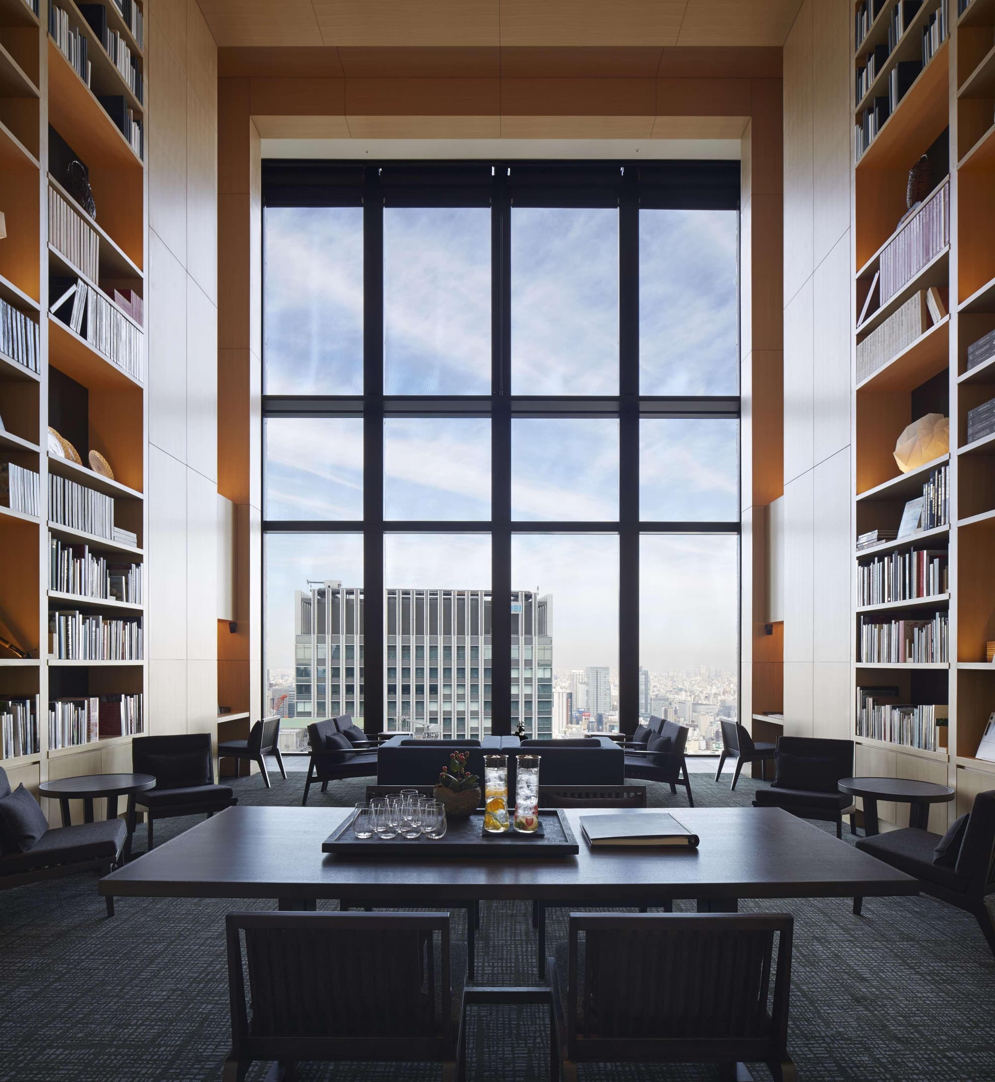 Aman Tokyo, Sports and Entertainment