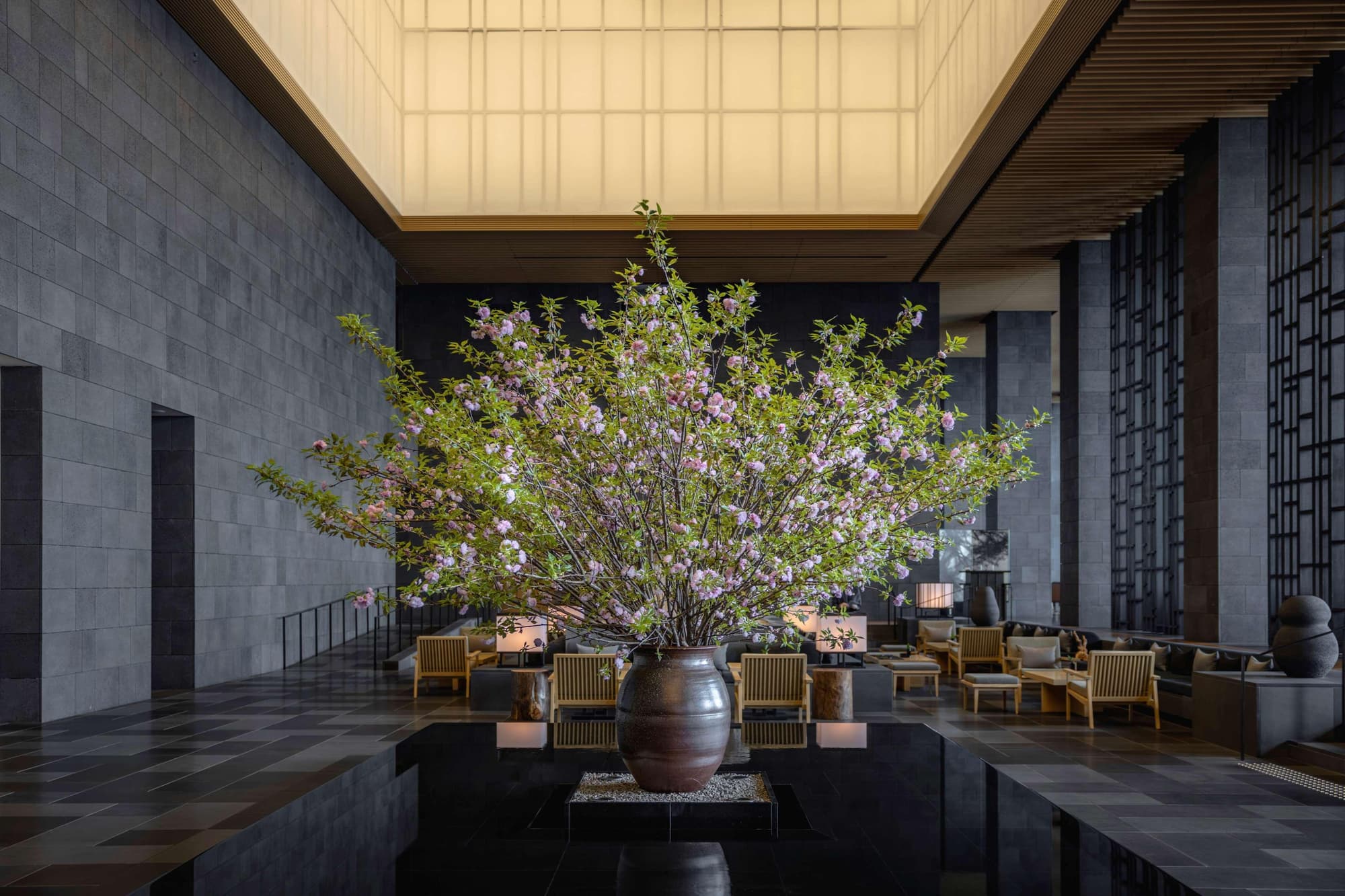 Aman Tokyo, Lobby