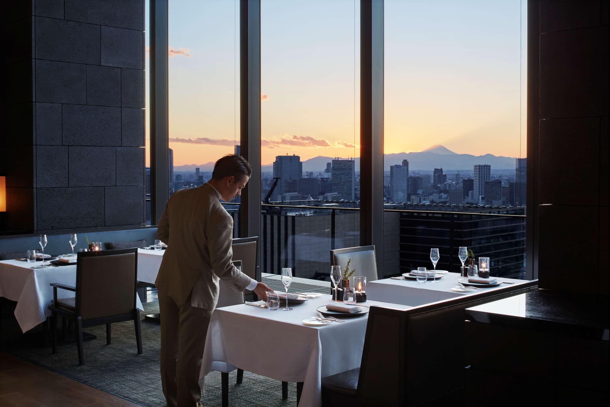 Aman Tokyo, Restaurant