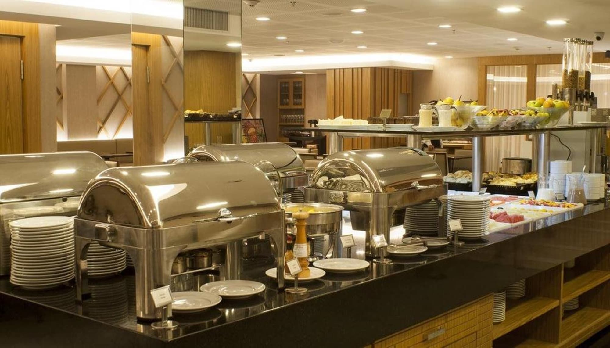 Americas Copacabana hotel, Restaurant