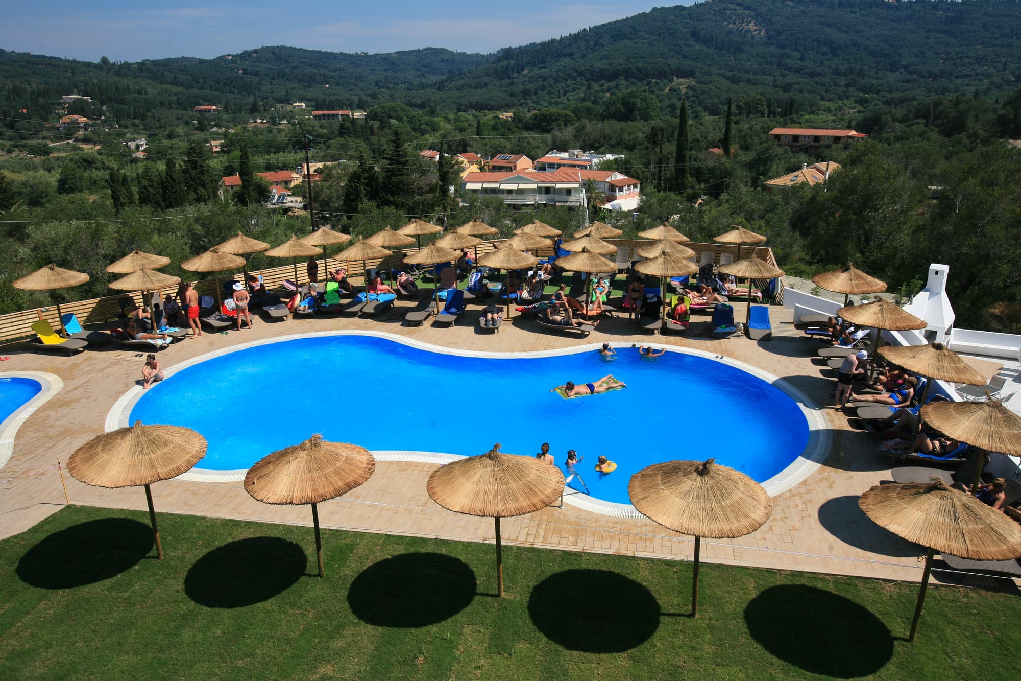 Saint George Palace, Sports and Entertainment