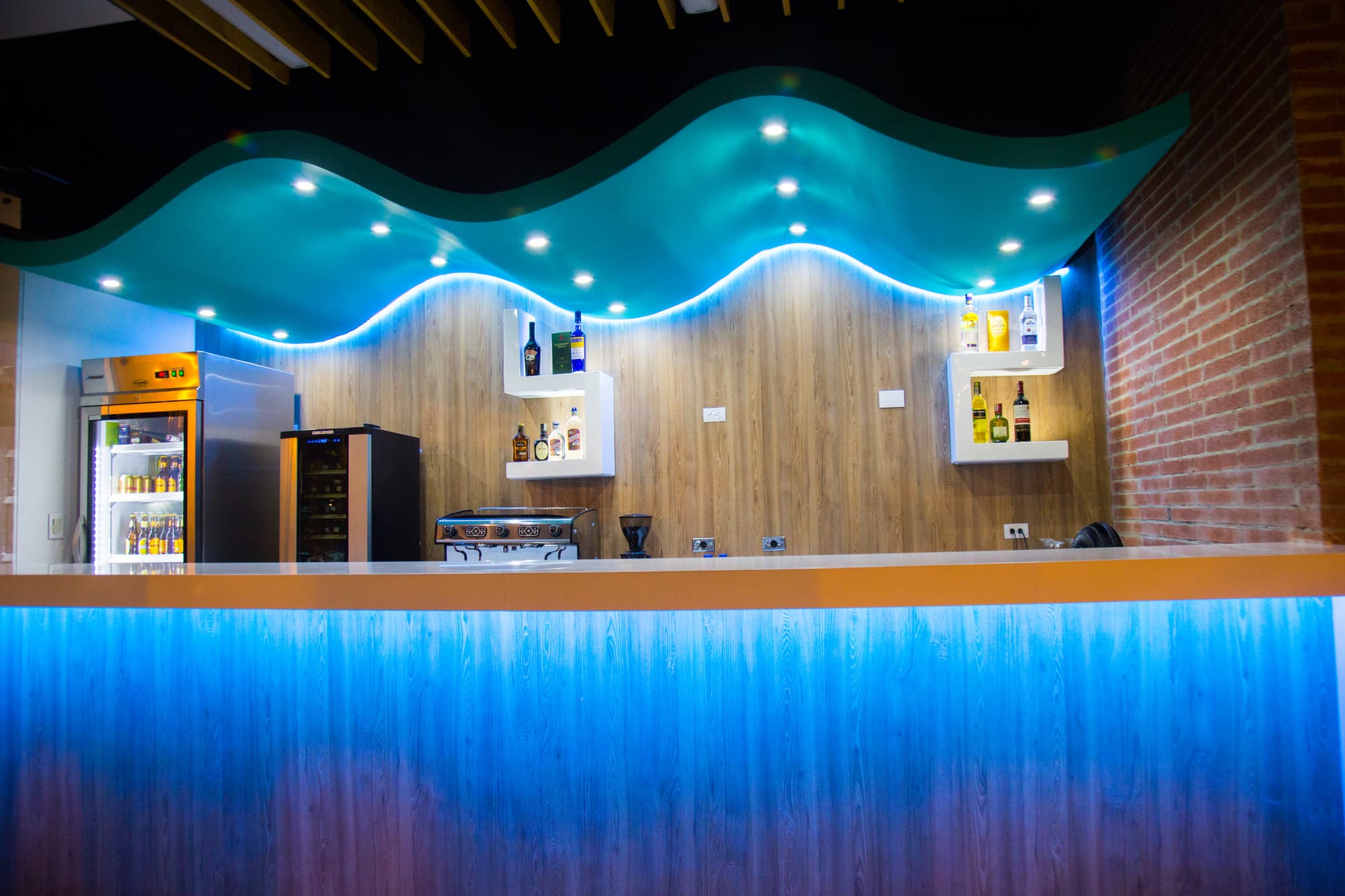 Hotel Portobahía, Bar