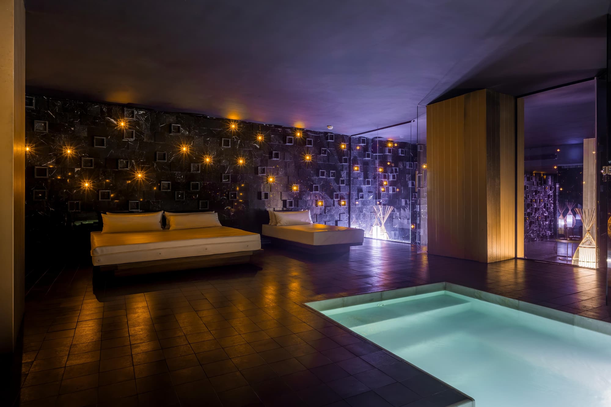 Soho Boutique Granada, Sports and Entertainment