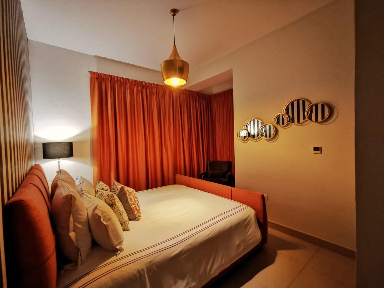 Dream Inn Apartments-29 Boulevard Private Garden, Room