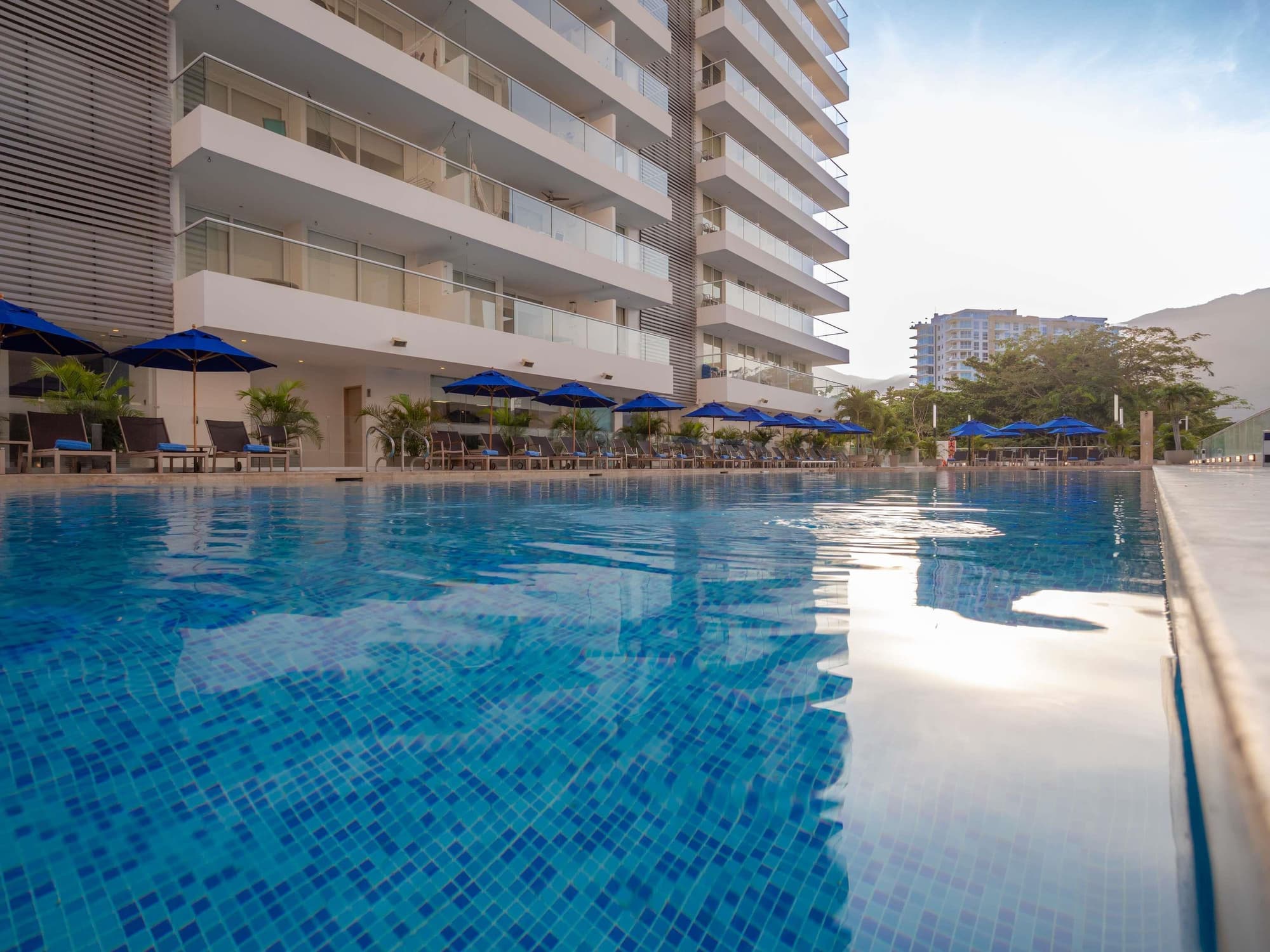 Santa Marta Emile, Pool