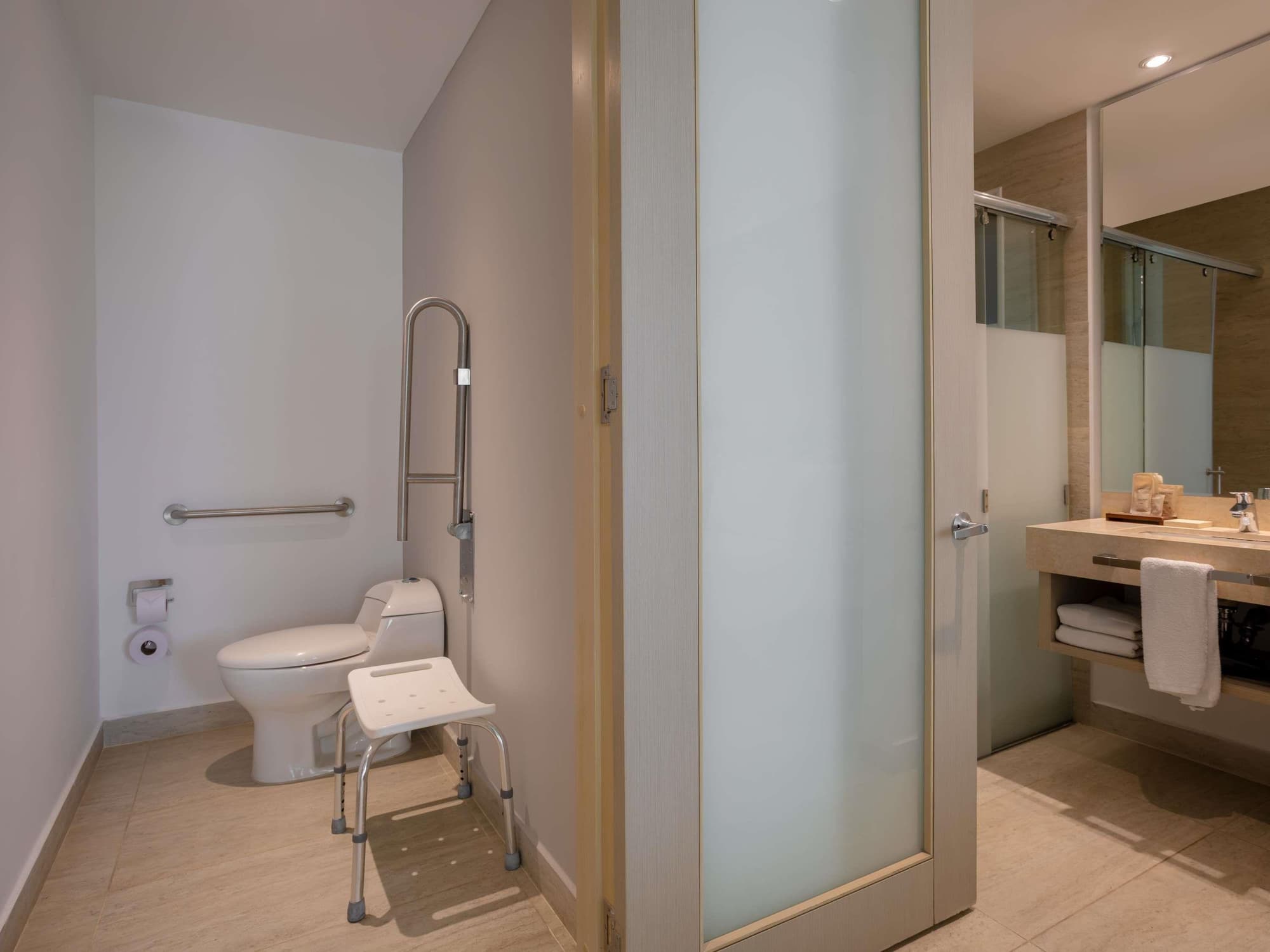 Santa Marta Emile, Room