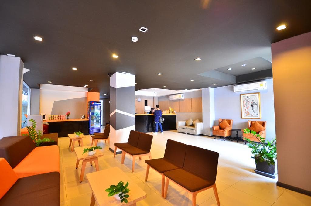 H2 Hotel, Lobby