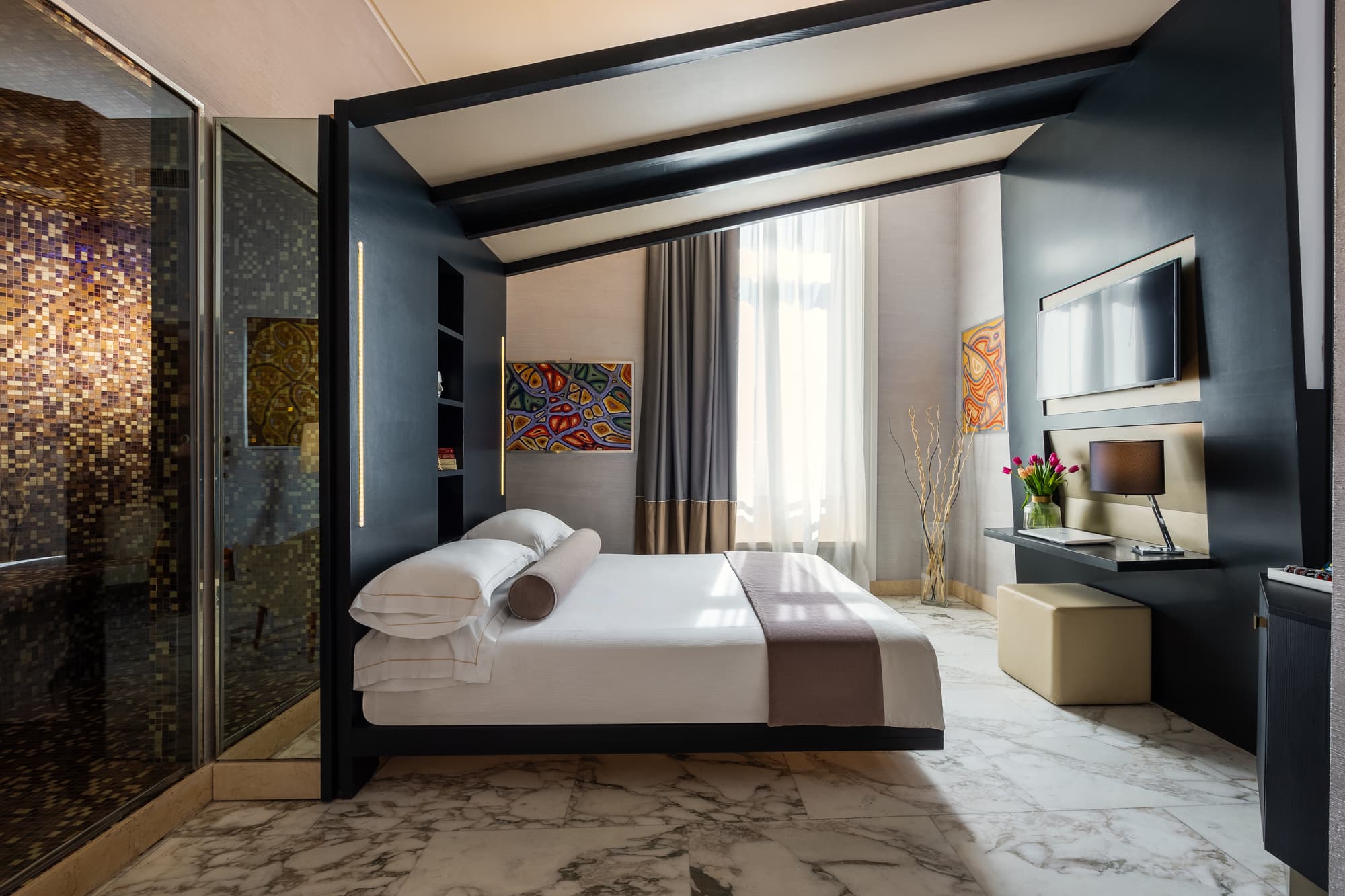 Dharma Luxury Hotel, Room