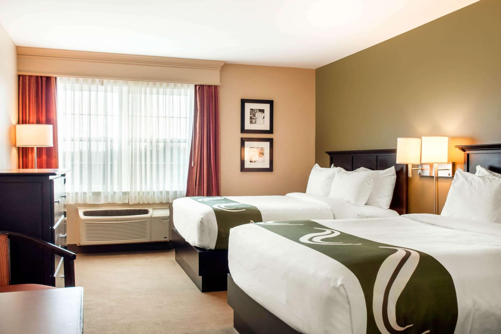 Quality Inn & Suites -Quispamsis, Room