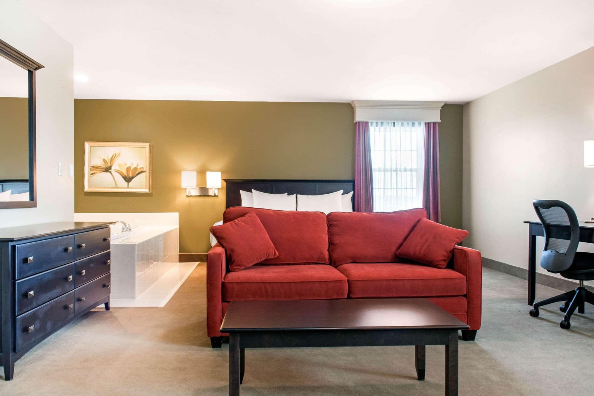 Quality Inn & Suites -Quispamsis, Room