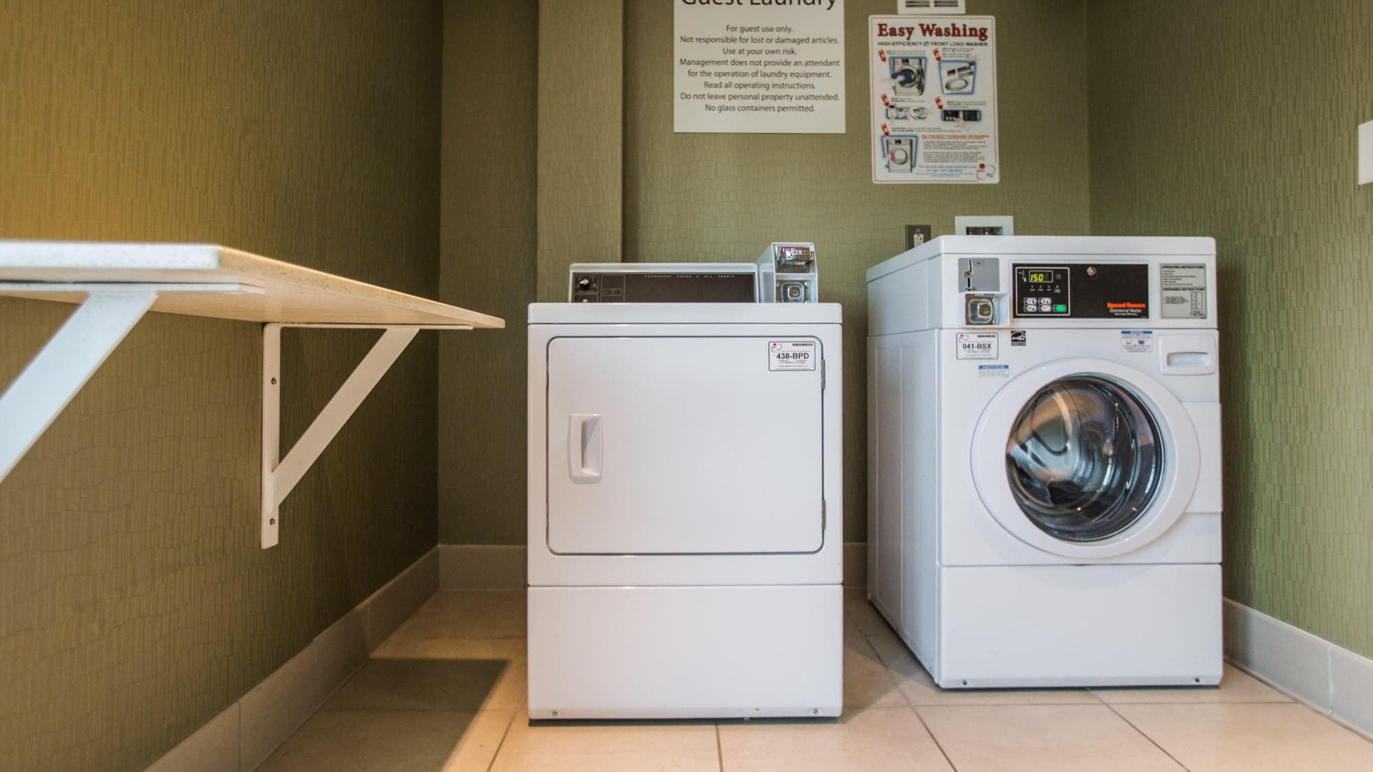 The Limited Charleston, General view