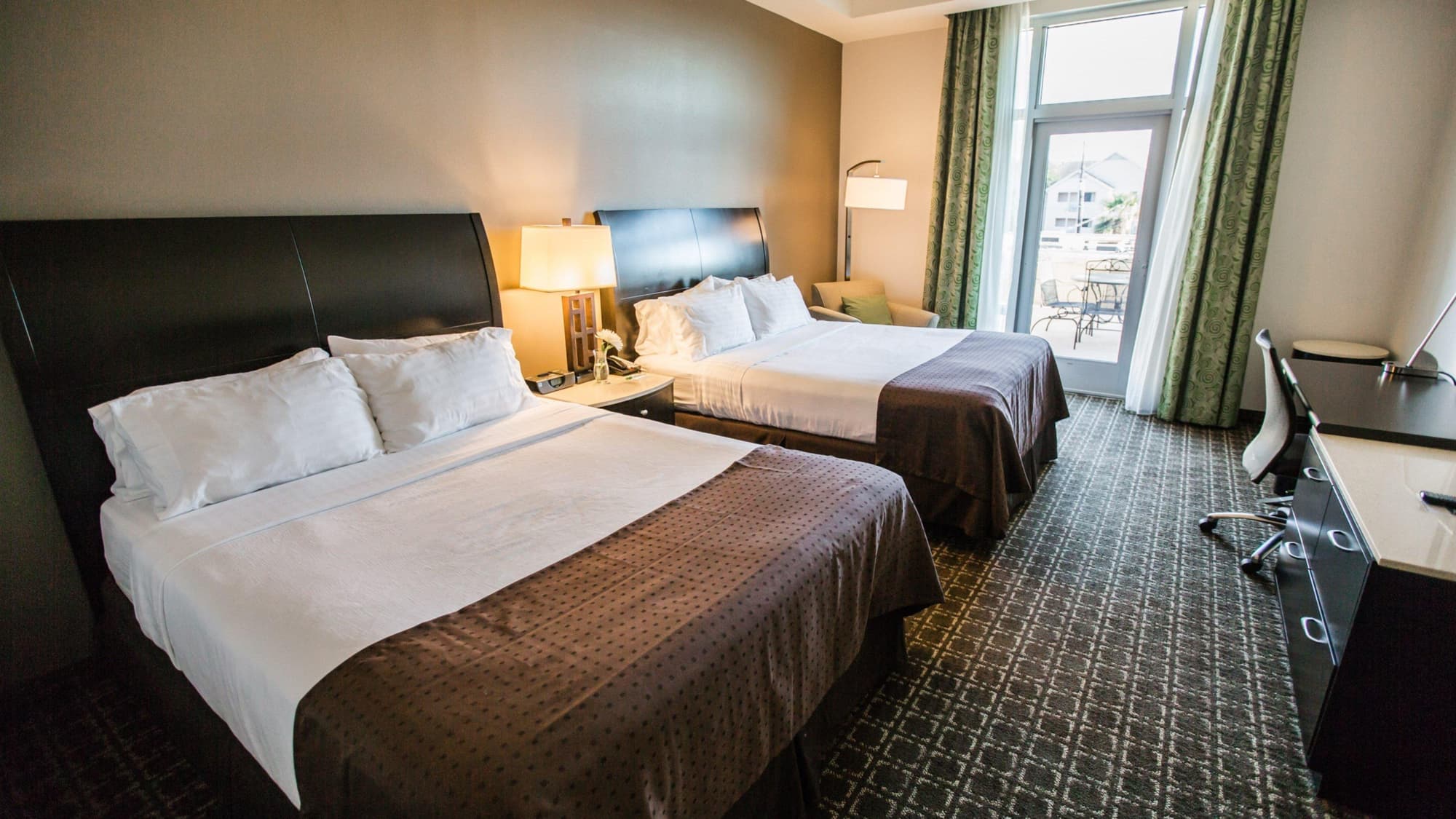 The Limited Charleston, General view