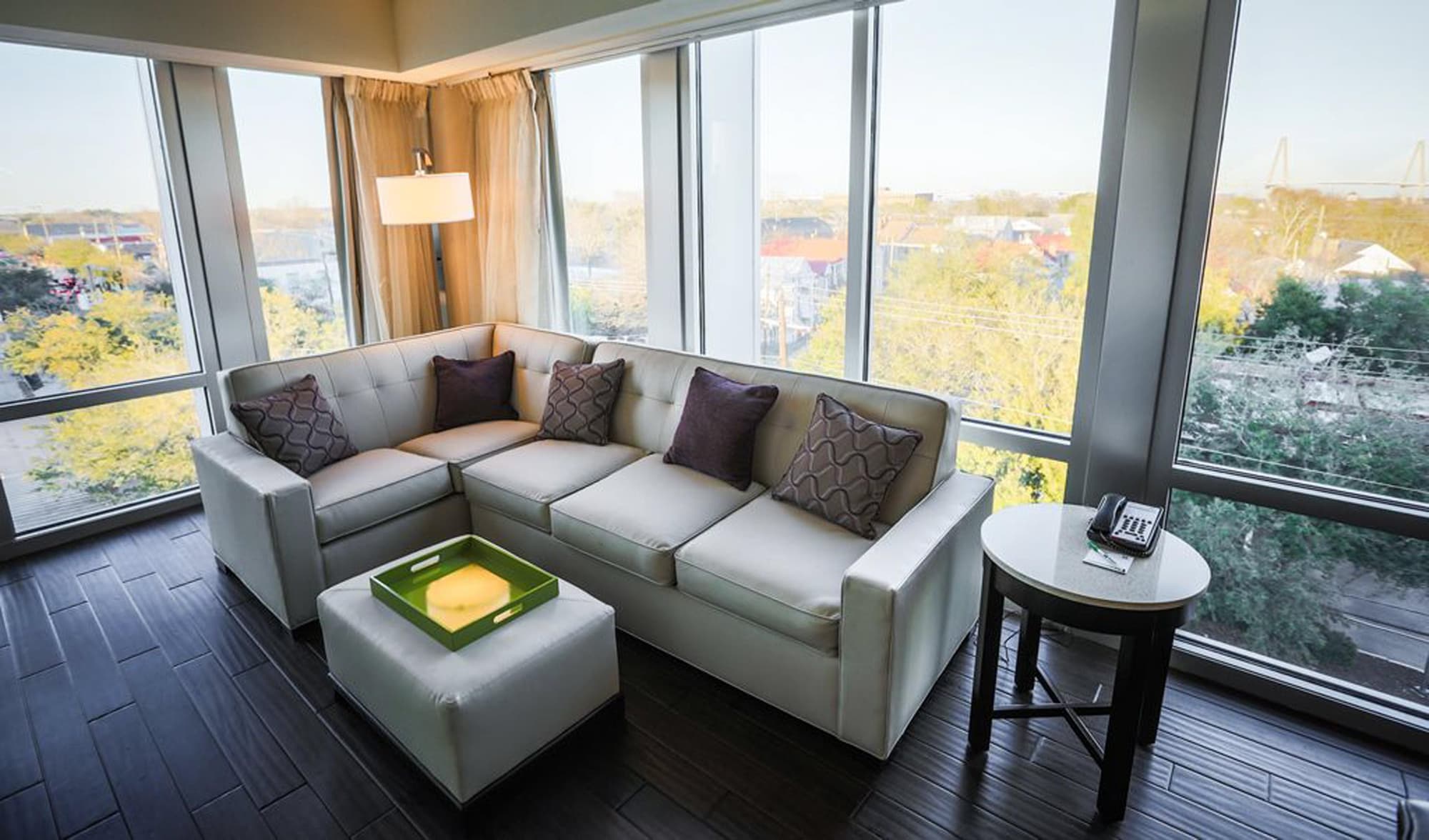 The Limited Charleston, Room