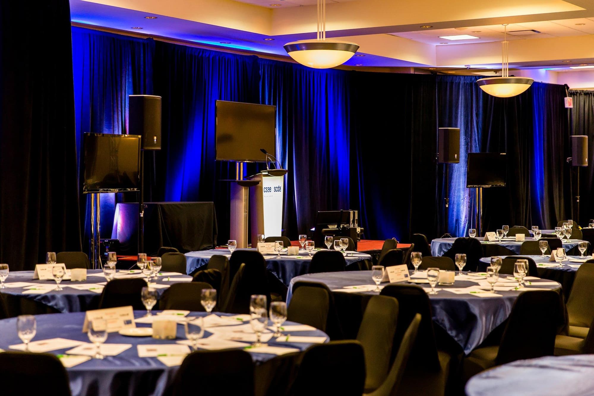 DoubleTree by Hilton Kitchener, Conferences